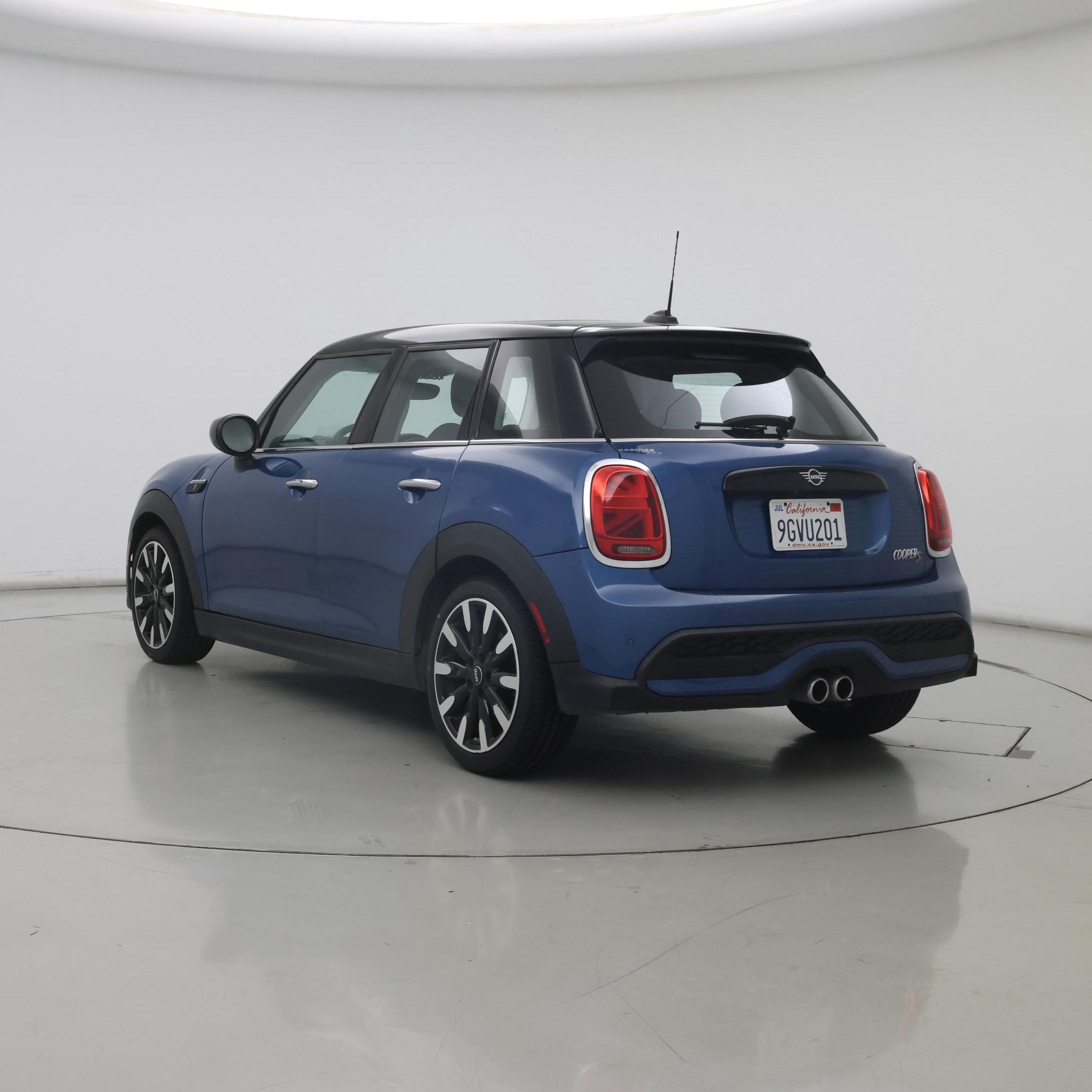 Thumbnail: 2024 MINI Cooper Hardtop - 2