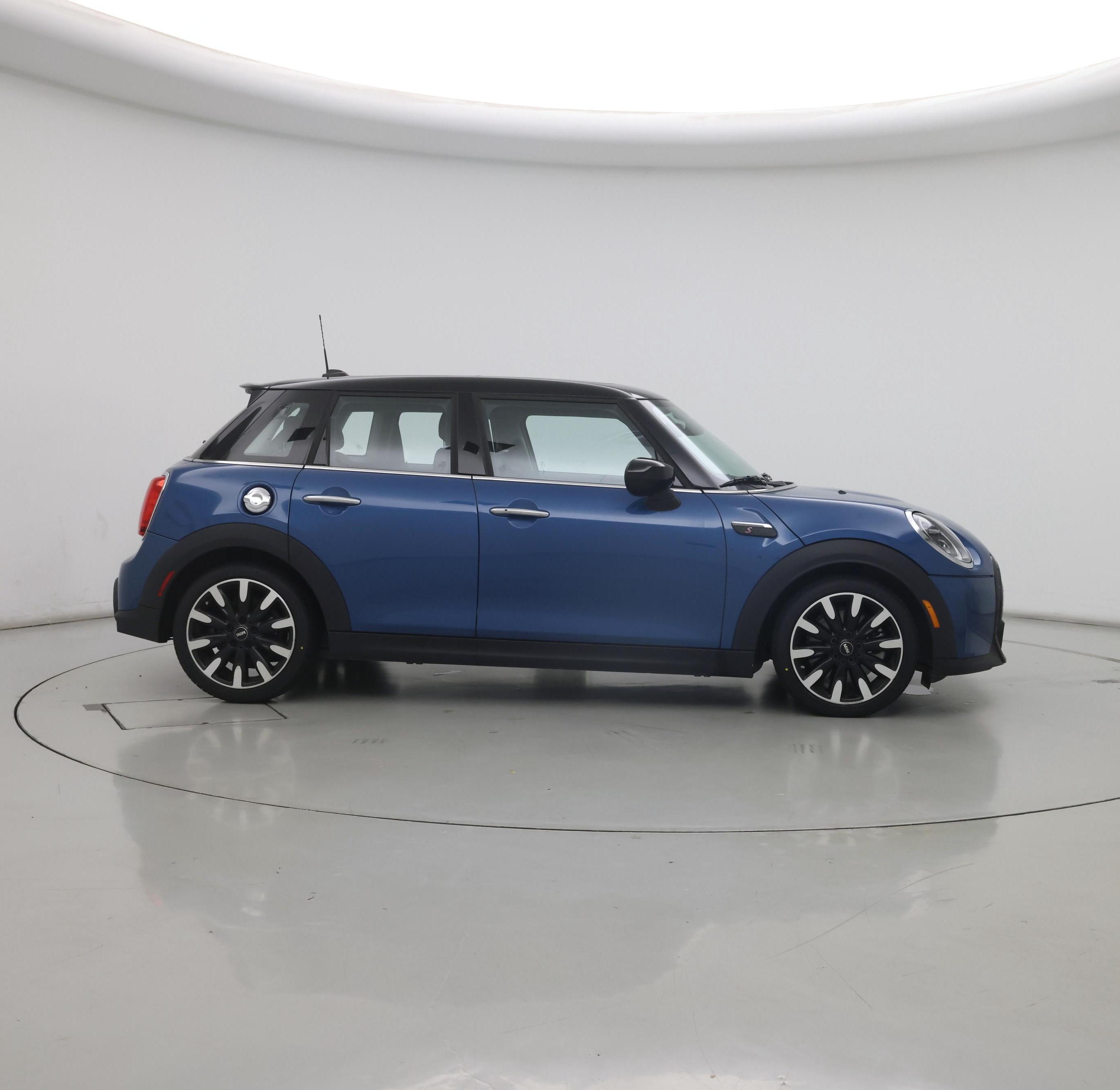 Thumbnail: 2024 MINI Cooper Hardtop - 7