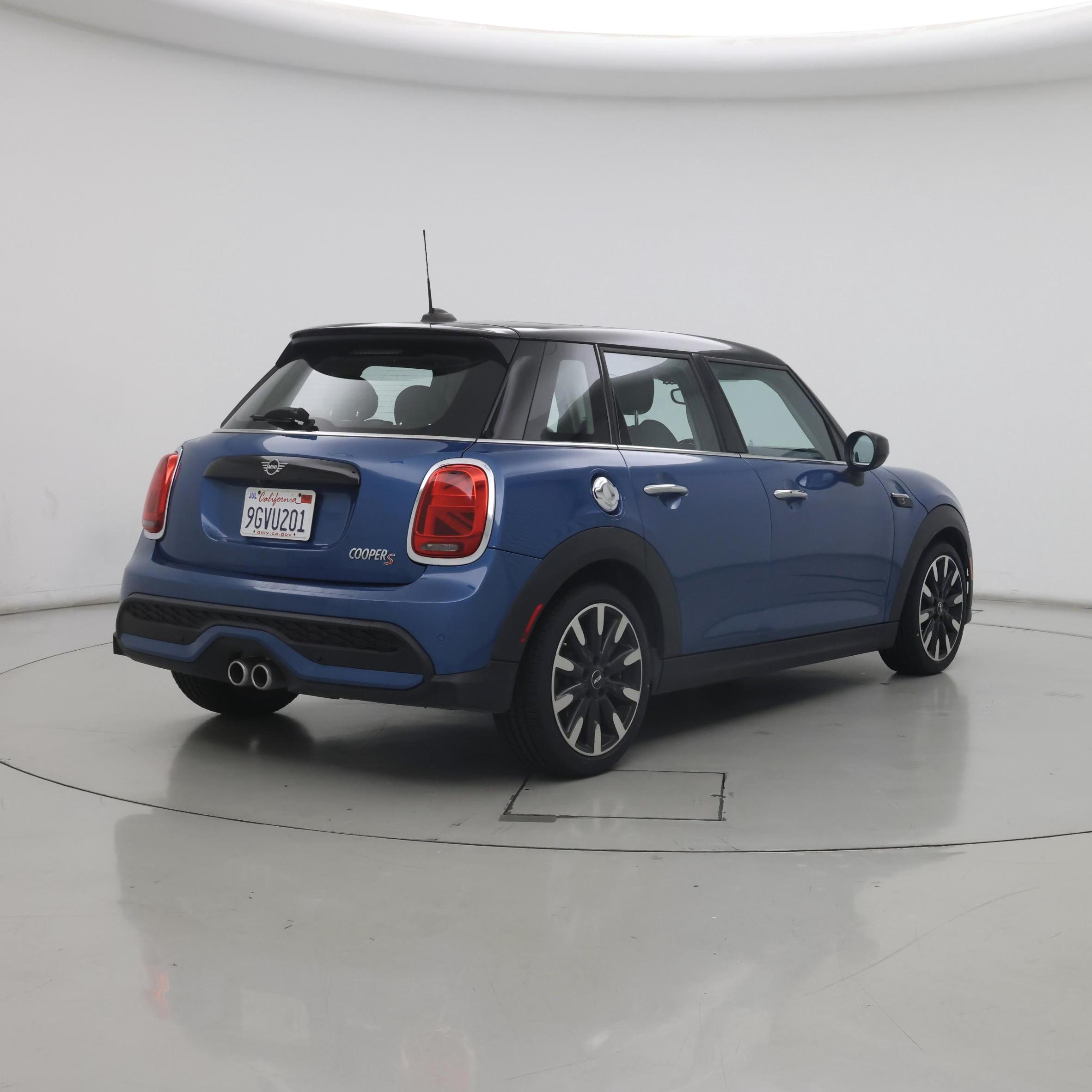 Thumbnail: 2024 MINI Cooper Hardtop - 8
