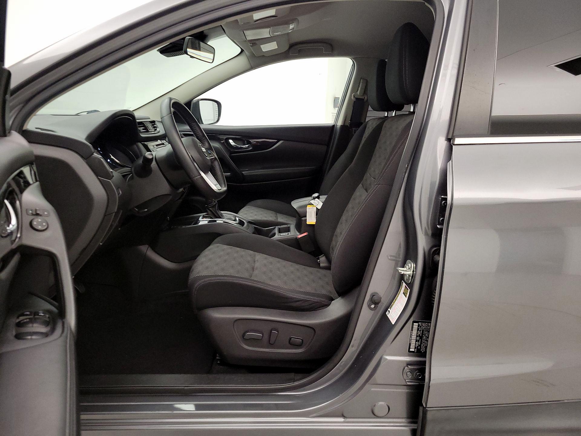 Thumbnail: 2019 Nissan Rogue Sport - 11