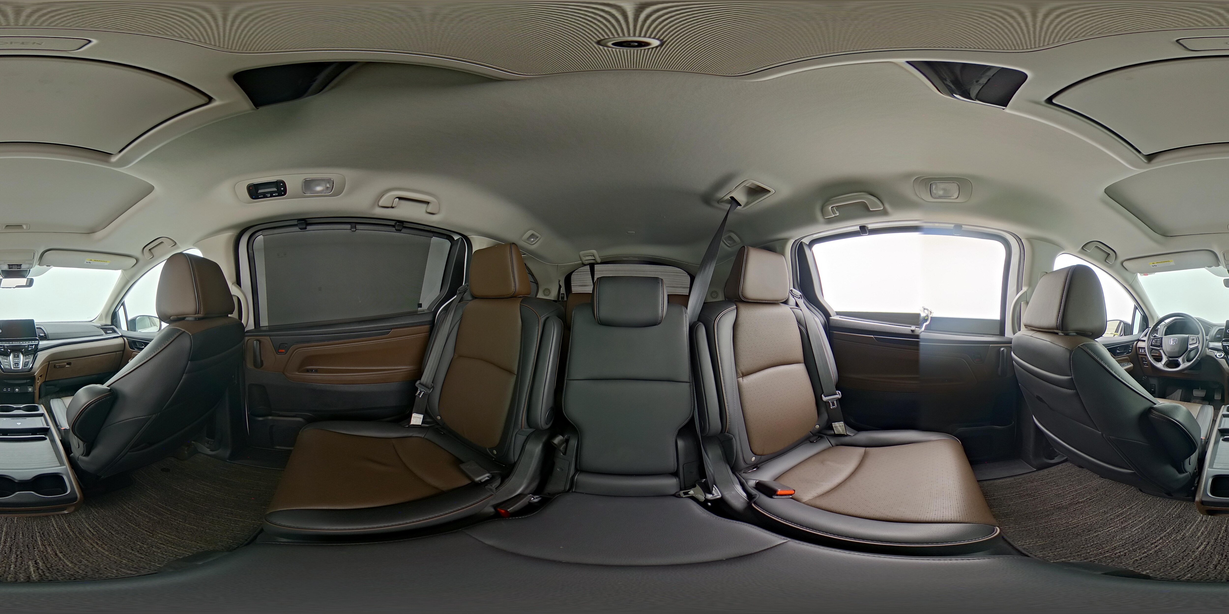 2025 Honda Odyssey Elite - Photo 28