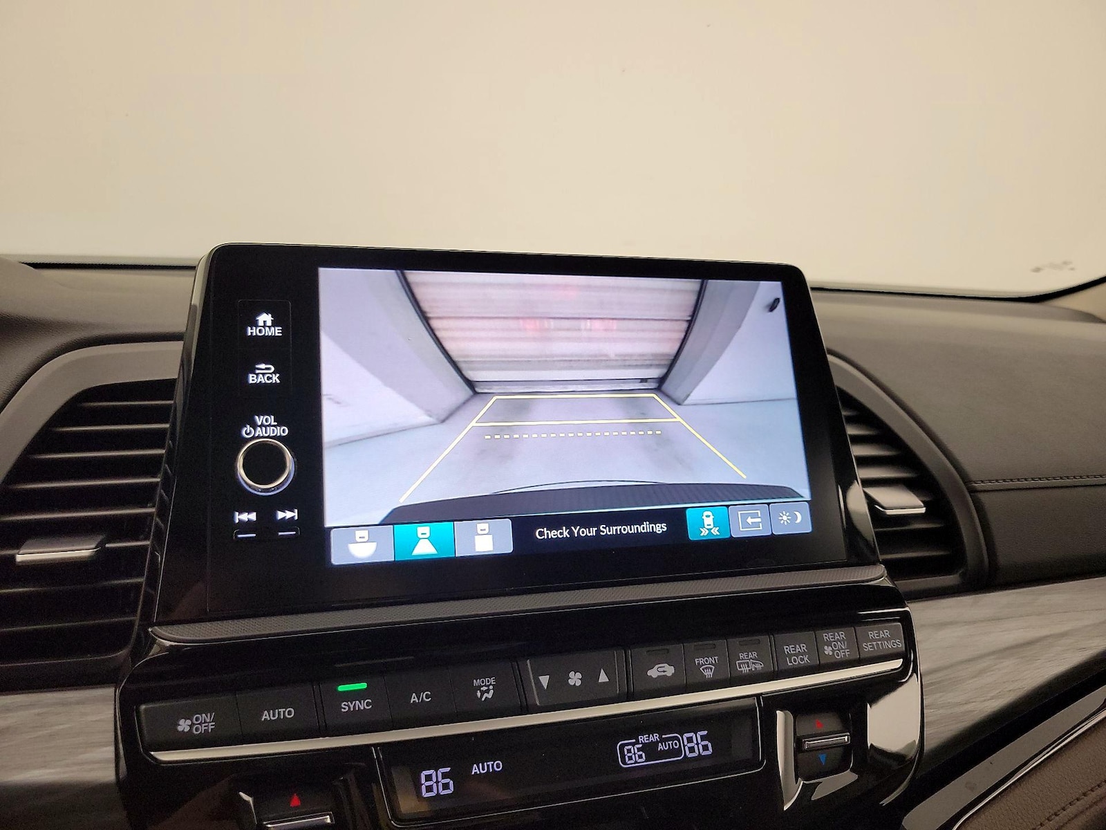 2025 Honda Odyssey Elite - Photo 16