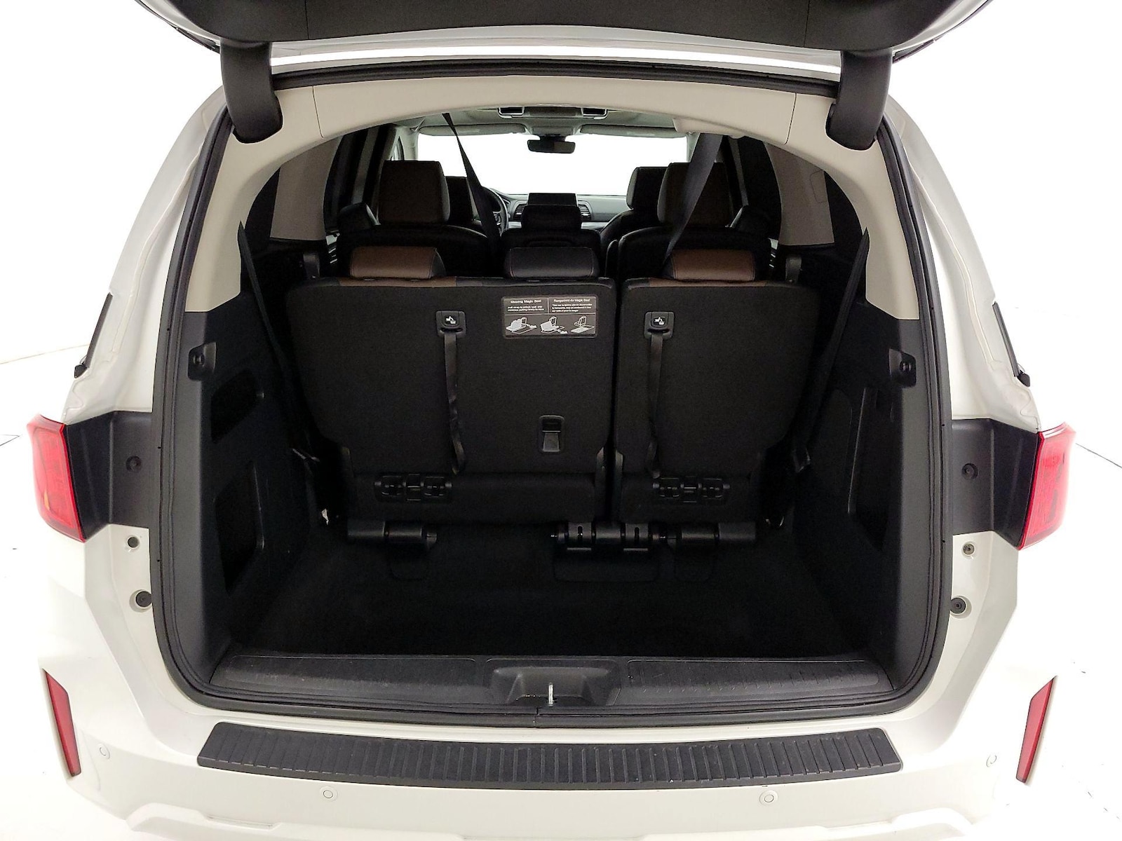 2025 Honda Odyssey Elite - Photo 24