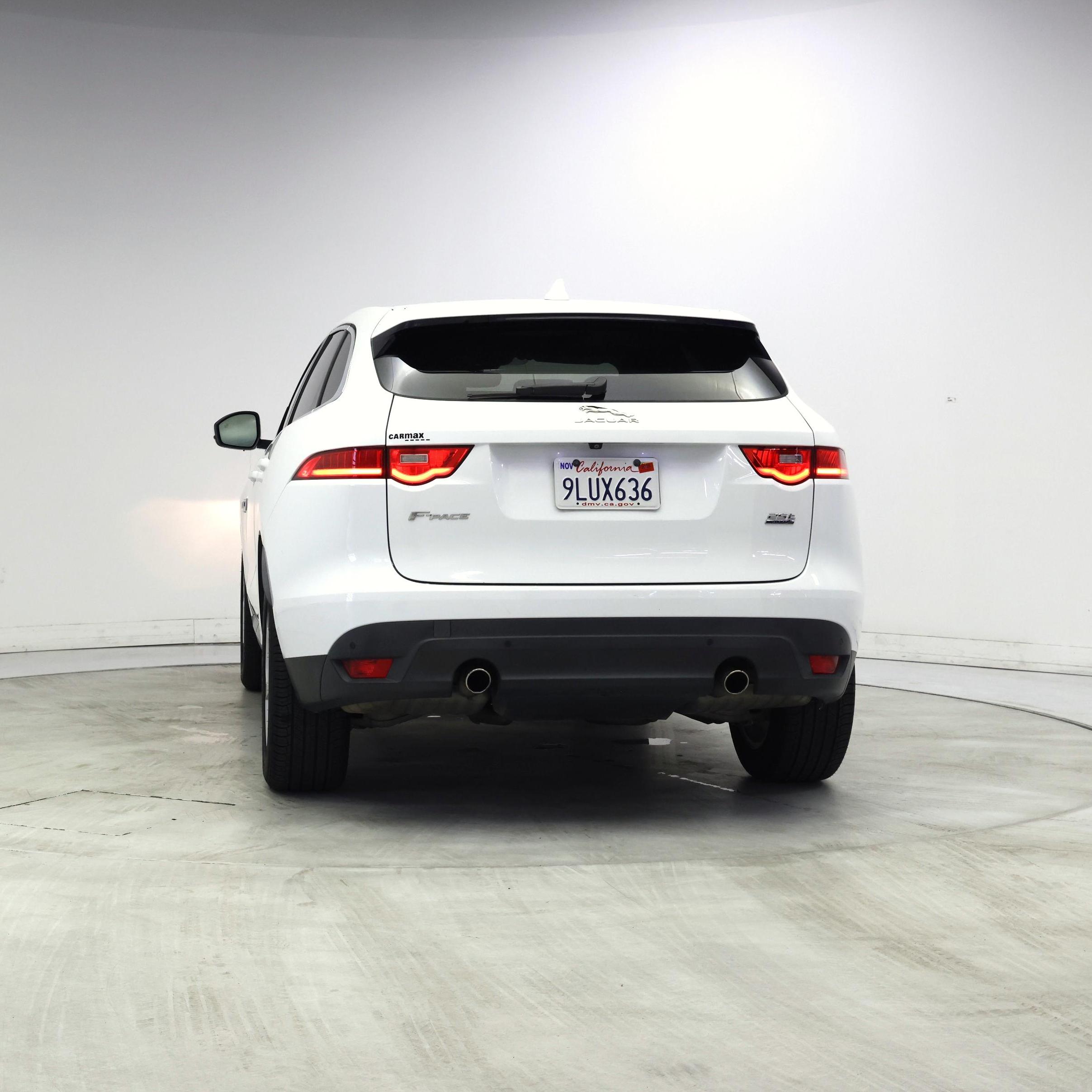 Thumbnail: 2019 Jaguar F-Pace - 6