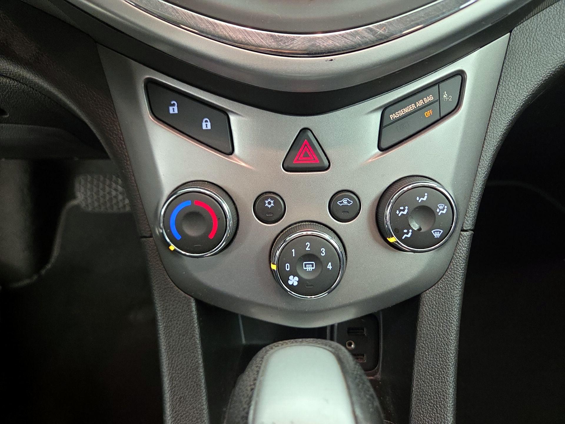 Thumbnail: 2019 Chevrolet Sonic - 16