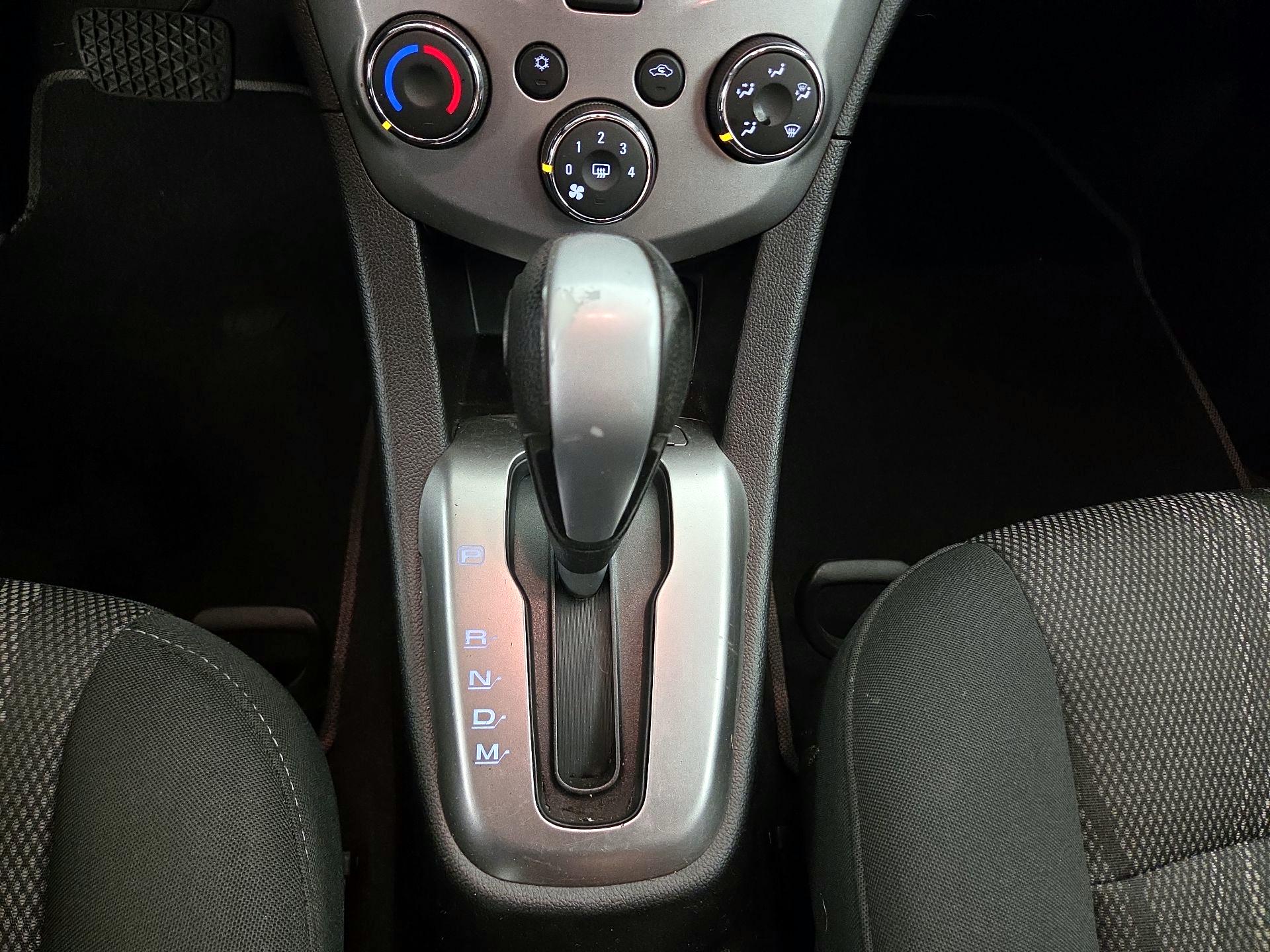 Thumbnail: 2019 Chevrolet Sonic - 17
