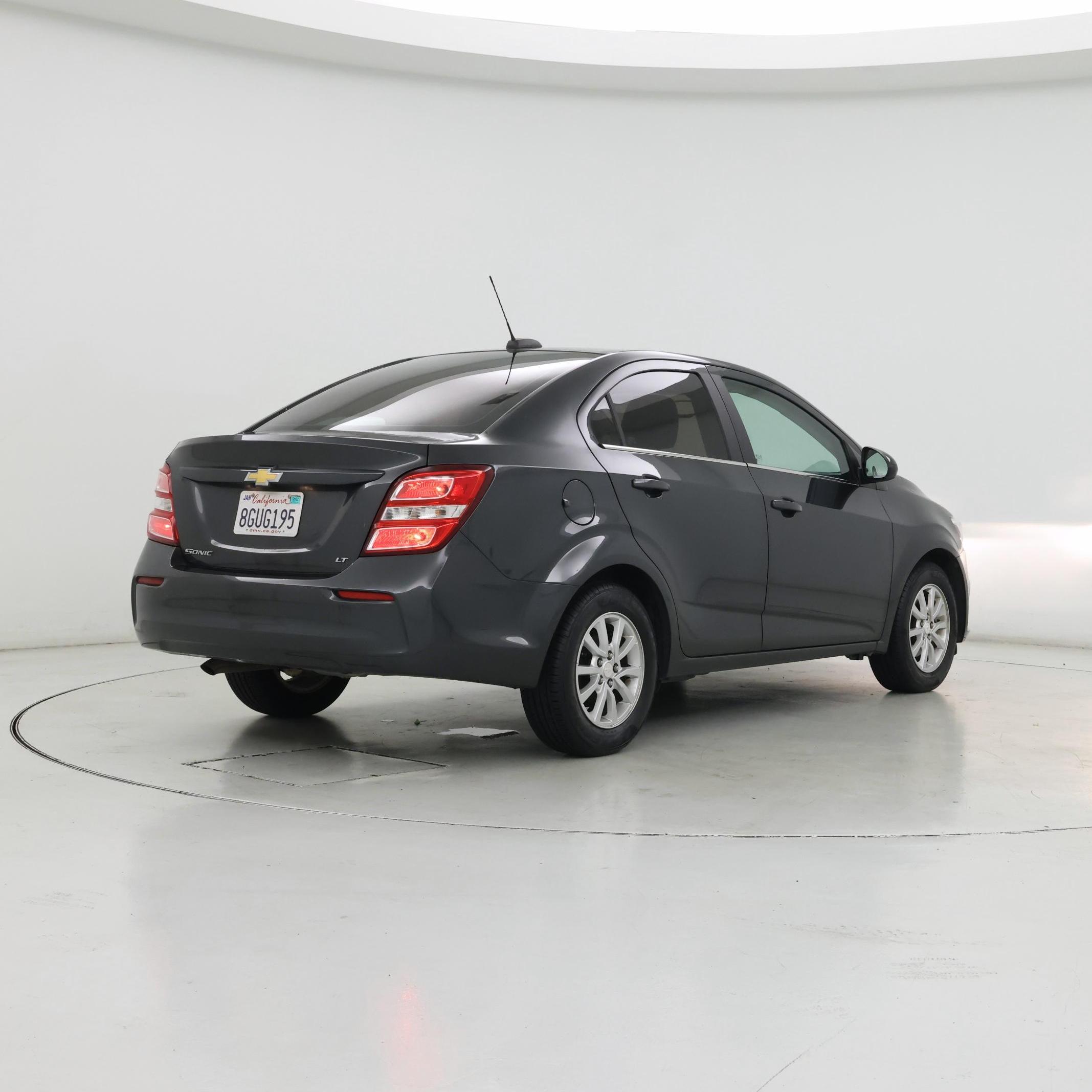 Thumbnail: 2019 Chevrolet Sonic - 8