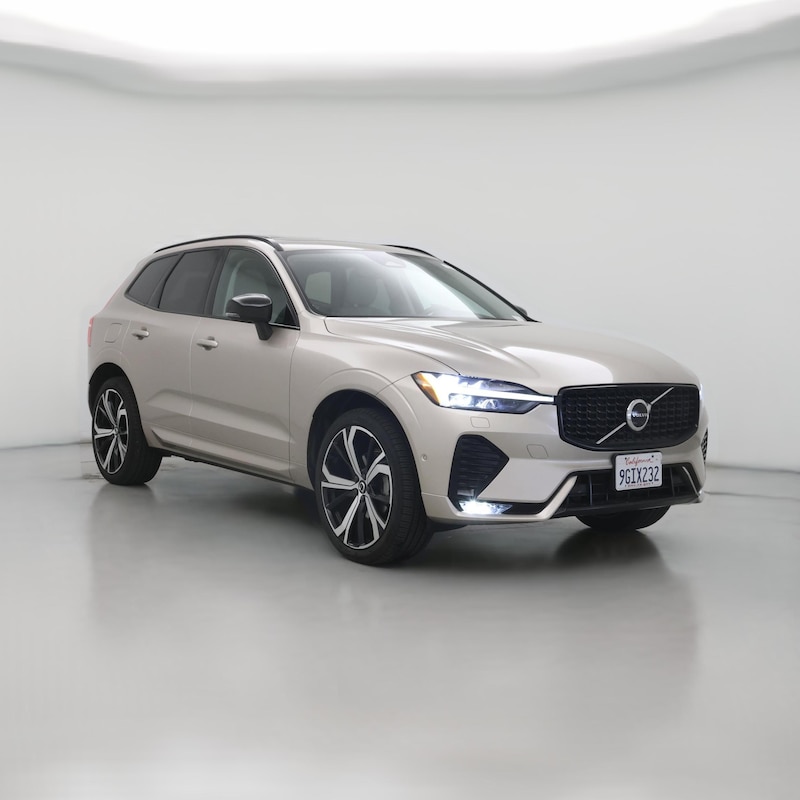 2023 Volvo XC60 B5 Ultimate Dark Theme