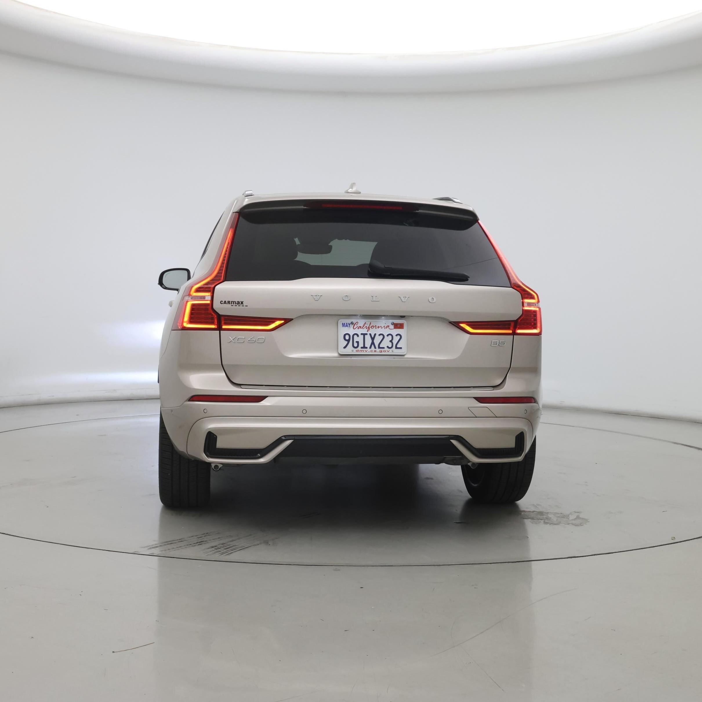 Thumbnail: 2023 Volvo XC60 - 6