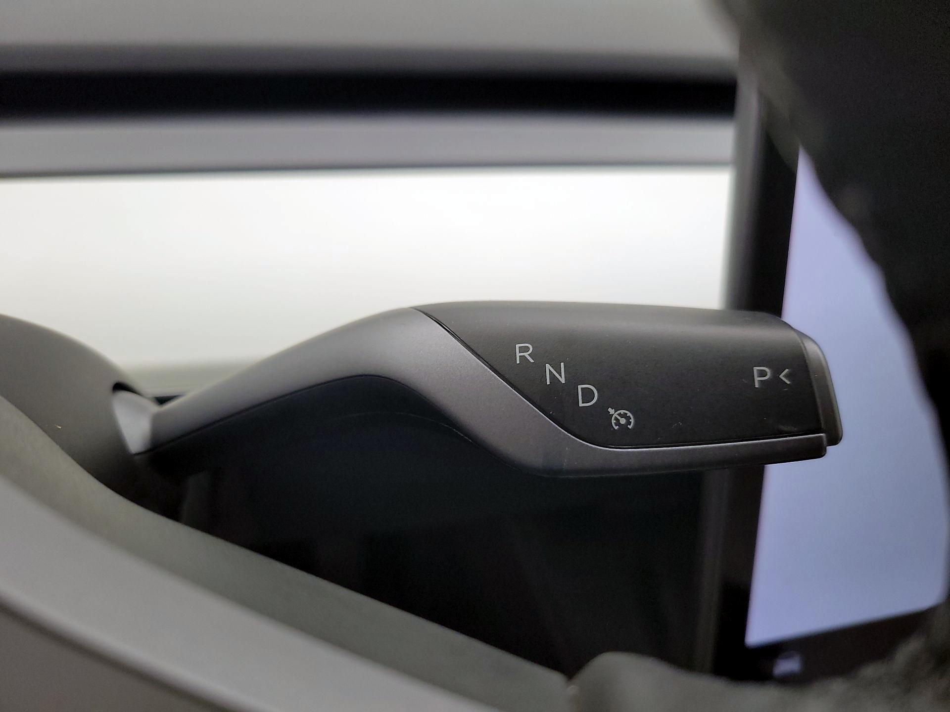 Thumbnail: 2022 Tesla Model 3 - 17