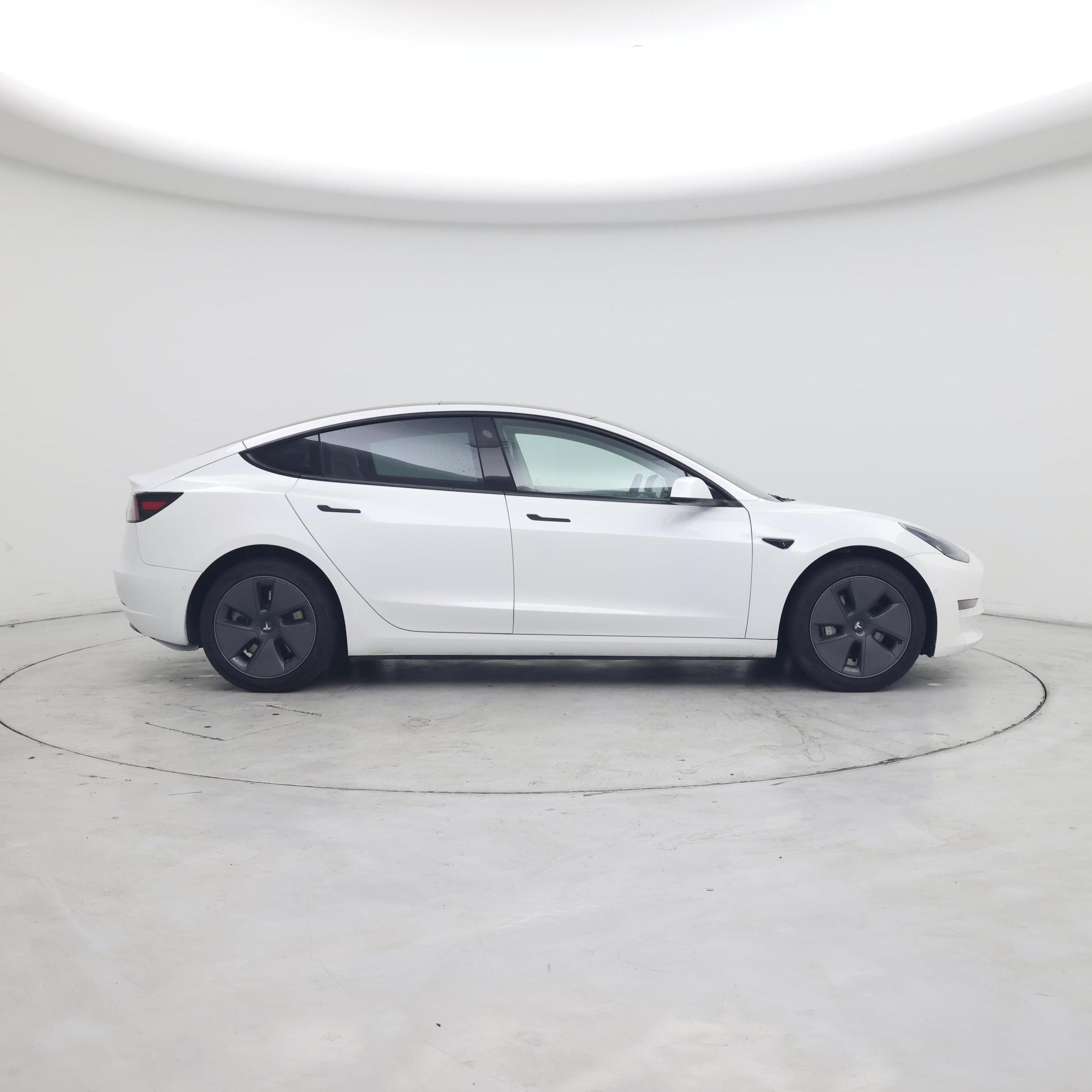 Thumbnail: 2022 Tesla Model 3 - 7