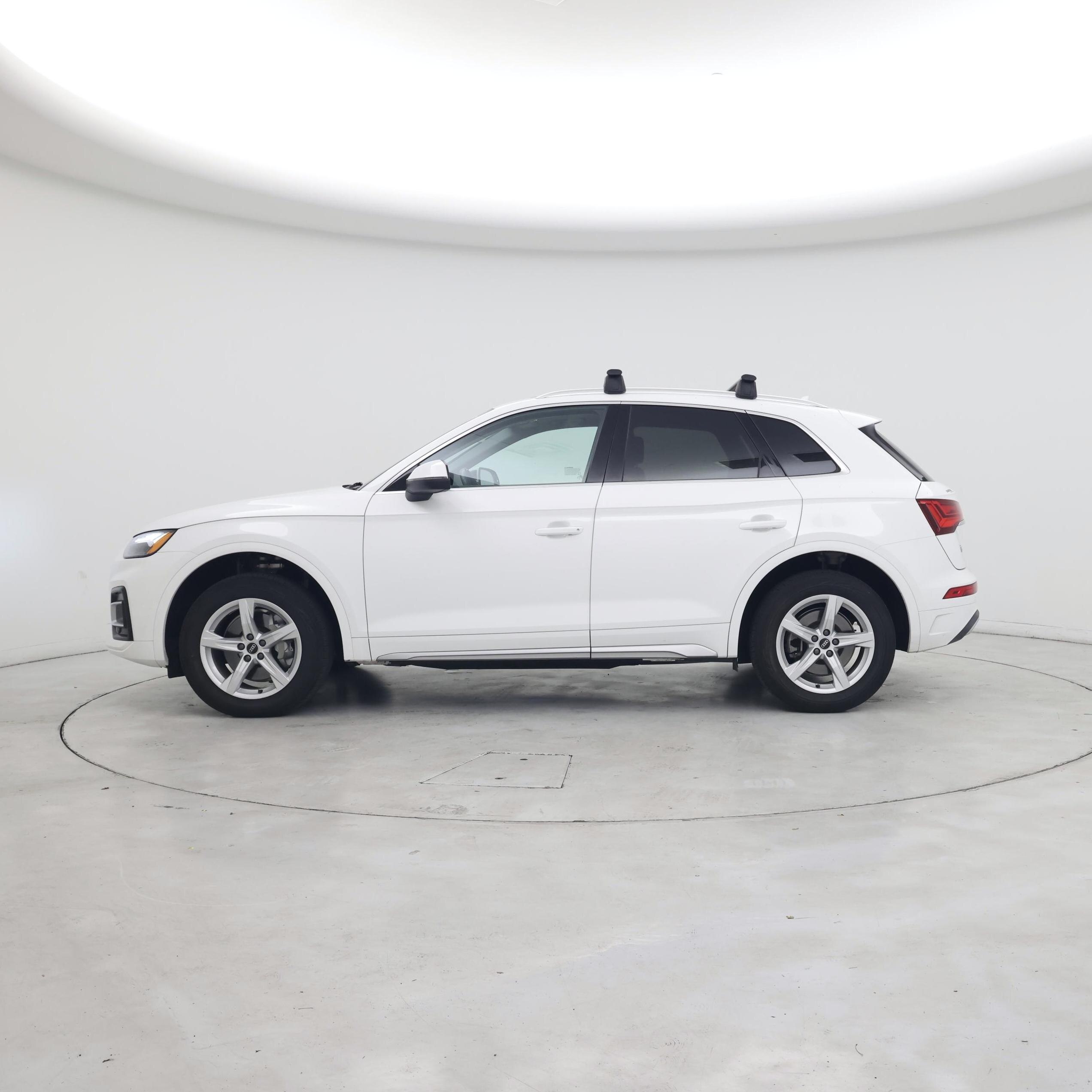 Thumbnail: 2021 Audi Q5 - 3