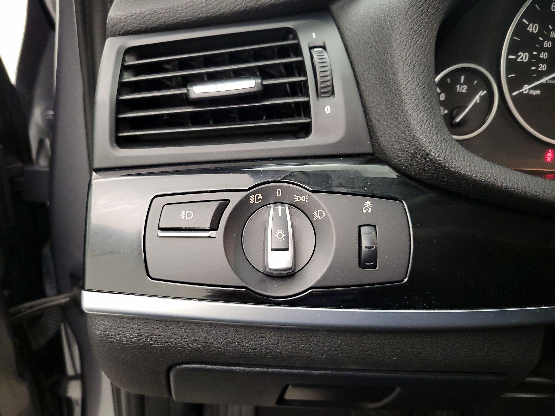 Thumbnail: 2015 BMW X3 - 13