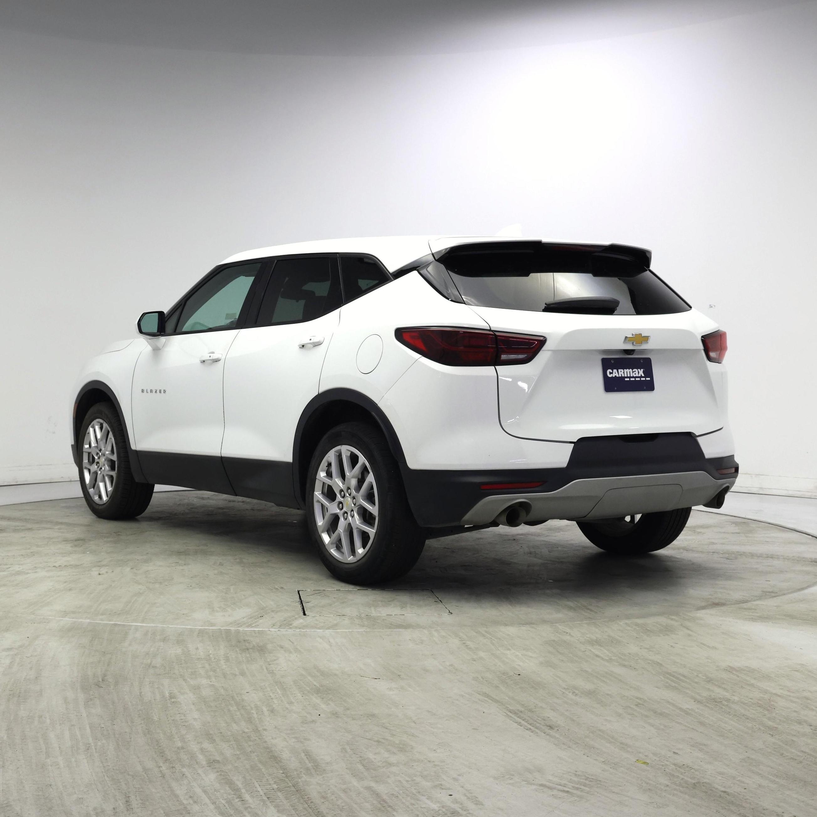 Thumbnail: 2023 Chevrolet Blazer - 2