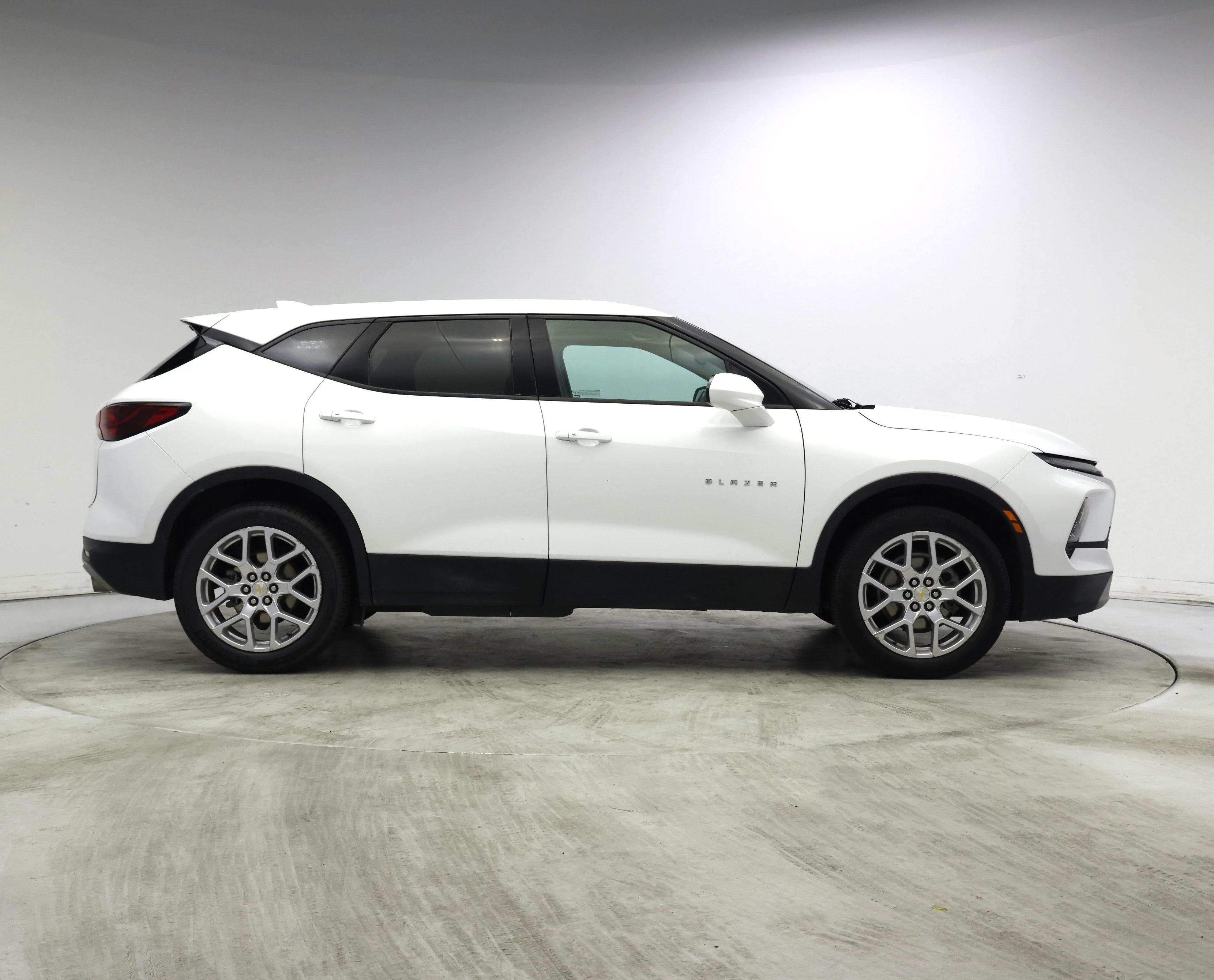 Thumbnail: 2023 Chevrolet Blazer - 7