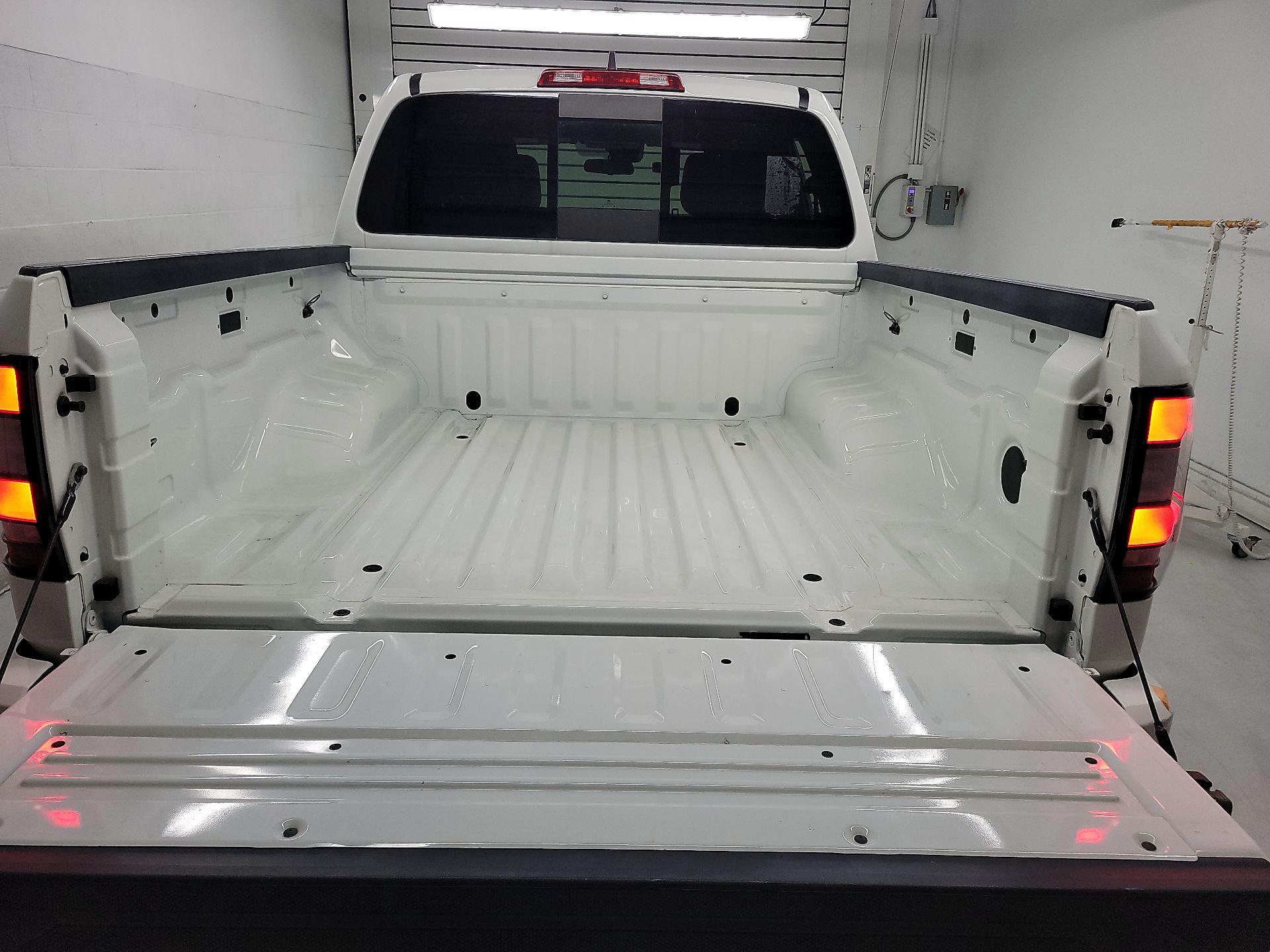 Thumbnail: 2023 Nissan Frontier - 16