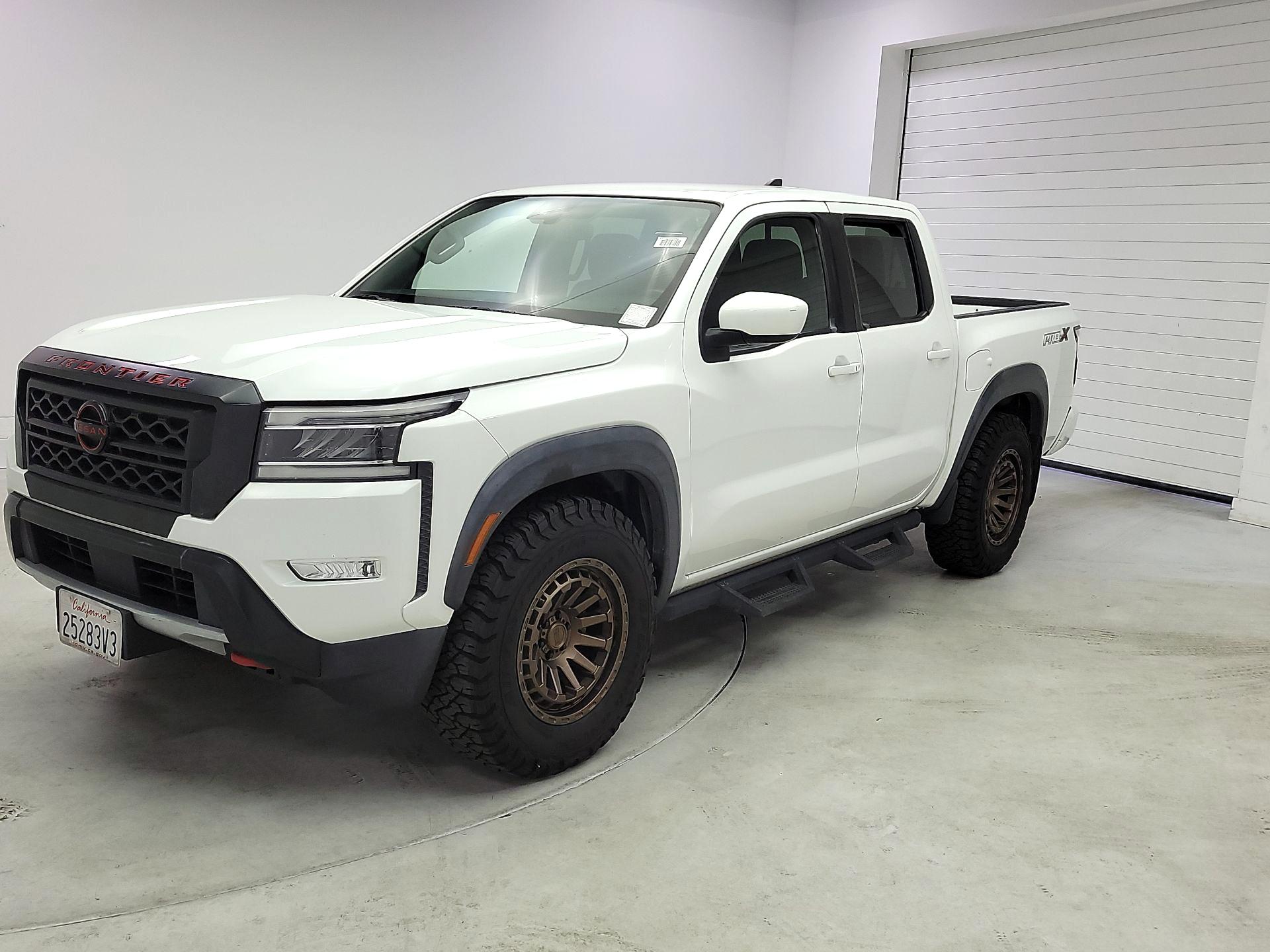 Thumbnail: 2023 Nissan Frontier - 3