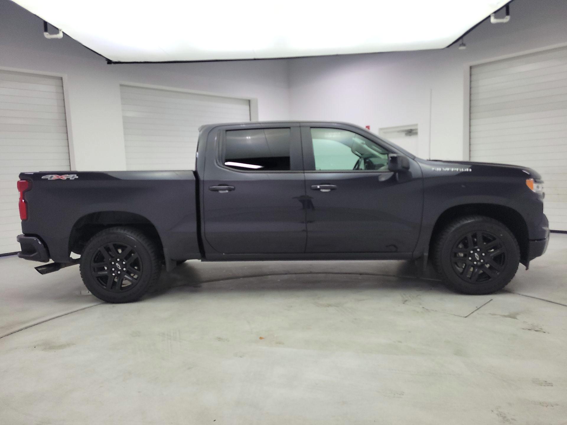 Thumbnail: 2023 Chevrolet Silverado 1500 - 4