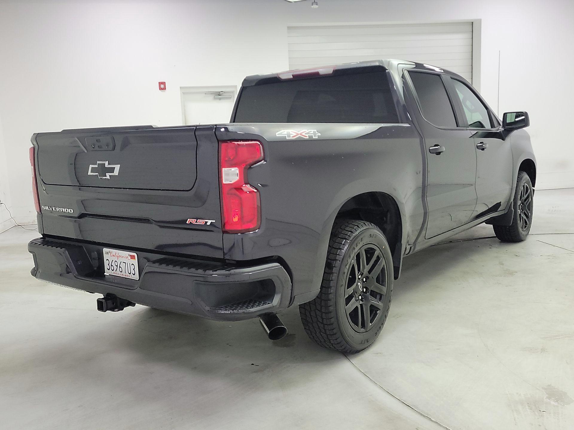 Thumbnail: 2023 Chevrolet Silverado 1500 - 5
