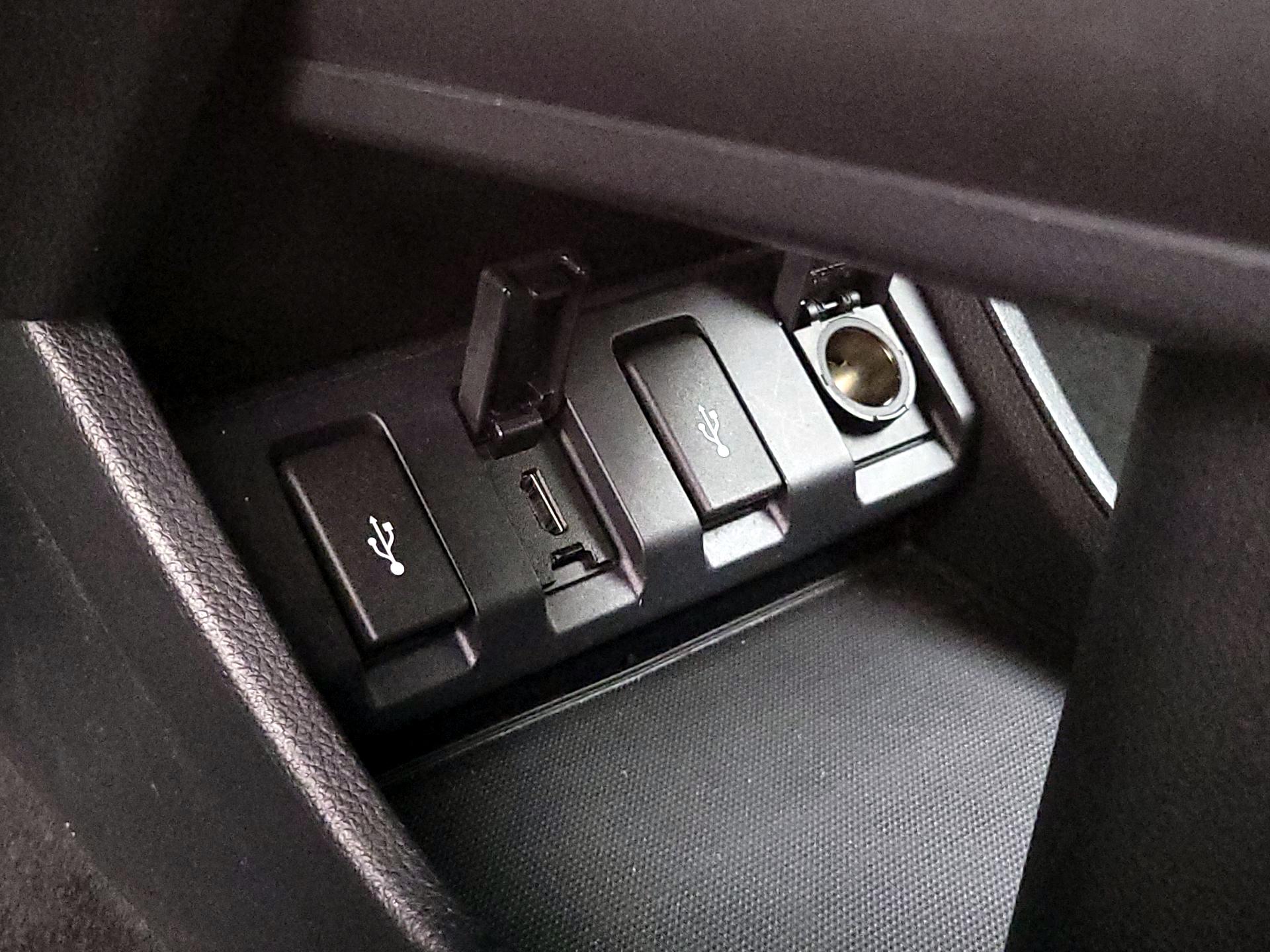 Thumbnail: 2016 Honda HR-V - 18