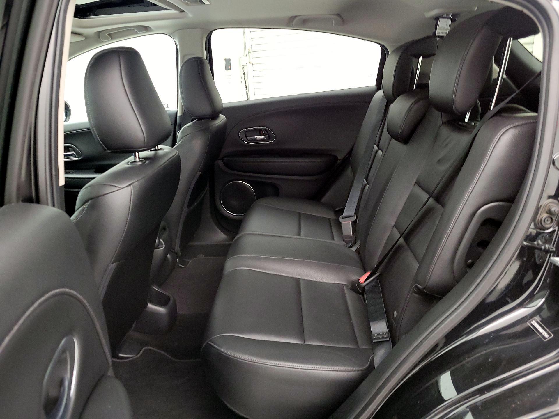 Thumbnail: 2016 Honda HR-V - 20