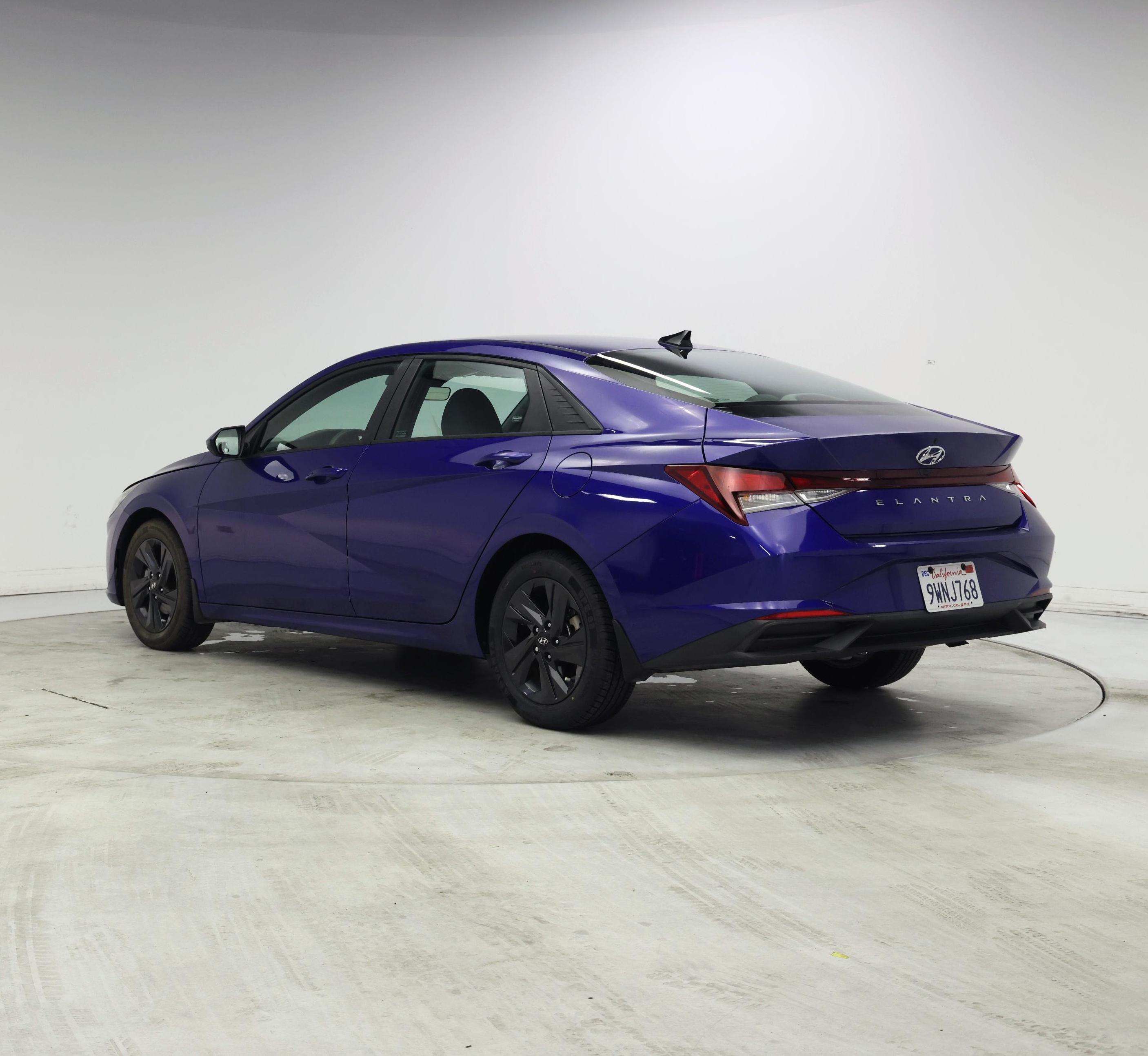 Thumbnail: 2022 Hyundai Elantra - 2