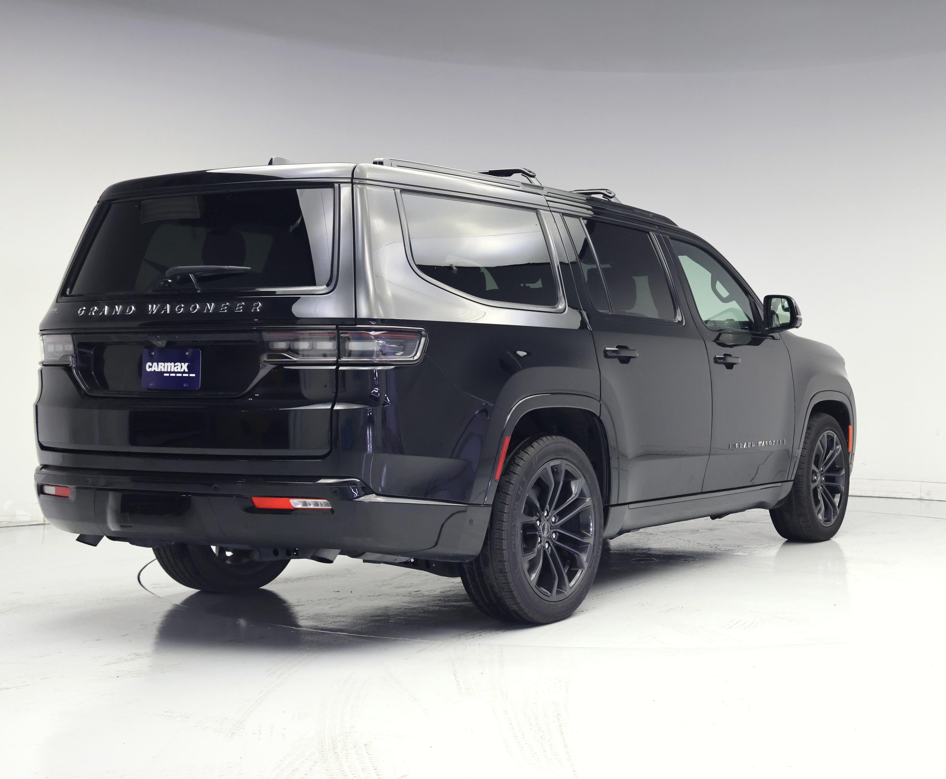 Thumbnail: 2024 Jeep Grand Wagoneer - 8