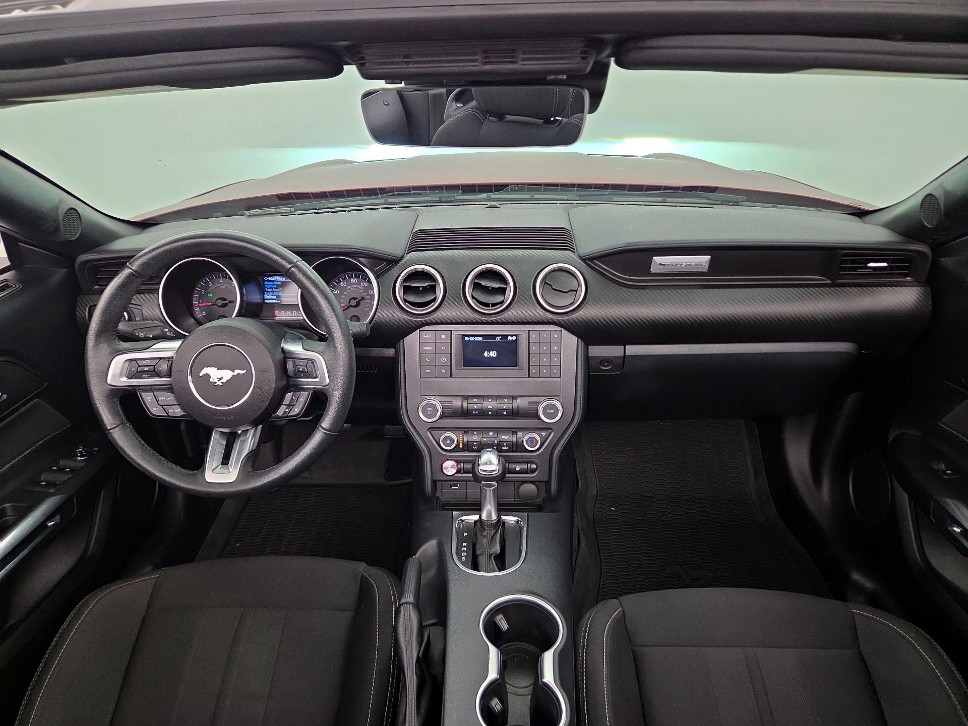 Thumbnail: 2022 Ford Mustang - 9