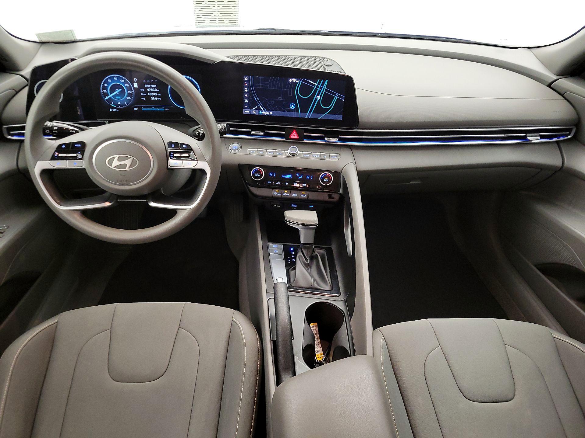 Thumbnail: 2024 Hyundai Elantra - 9