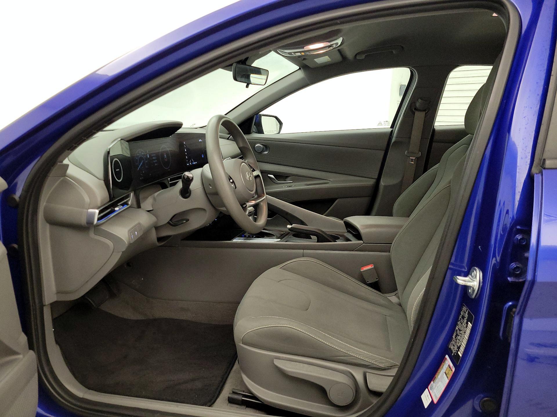 Thumbnail: 2024 Hyundai Elantra - 11