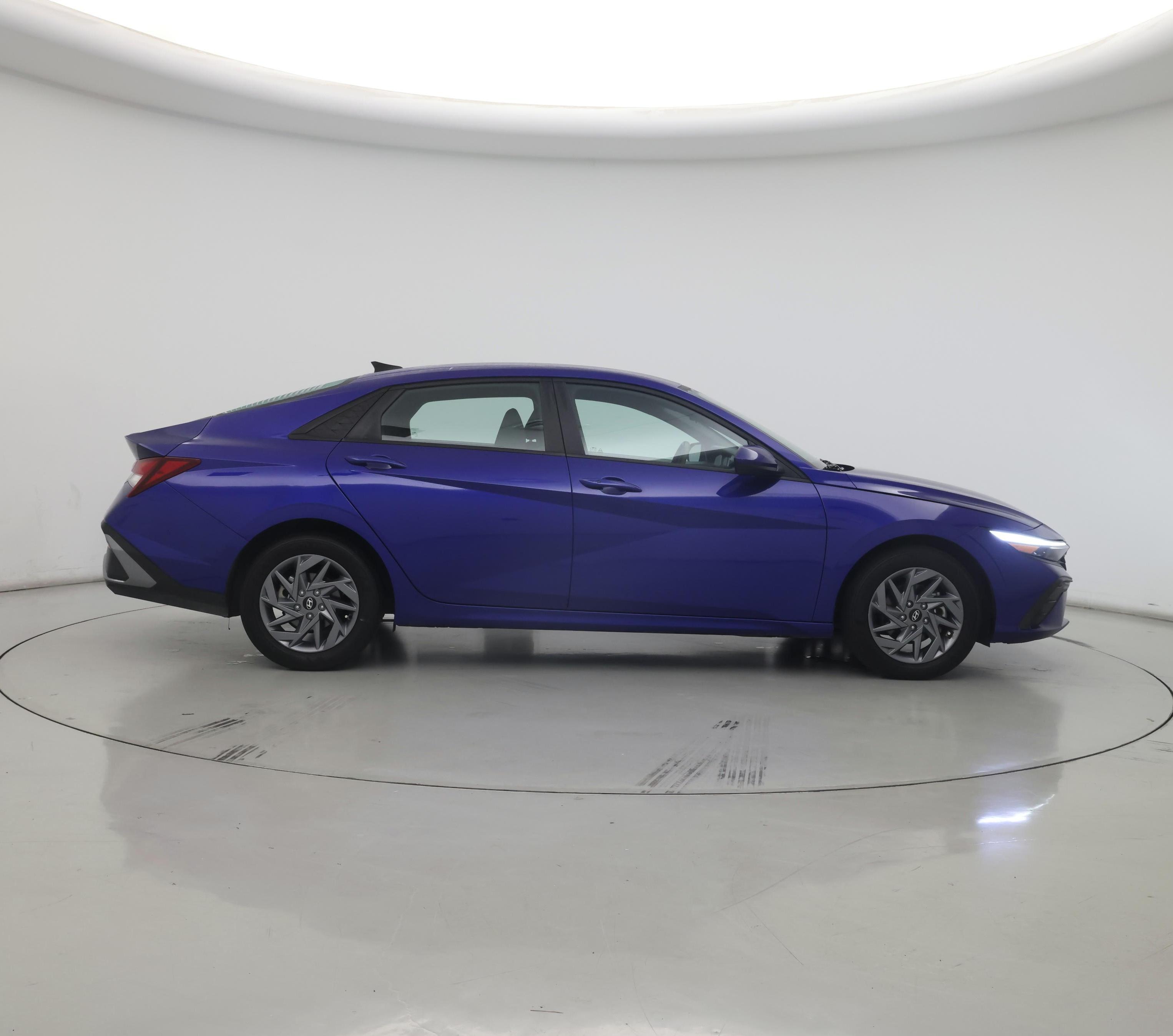 Thumbnail: 2024 Hyundai Elantra - 7
