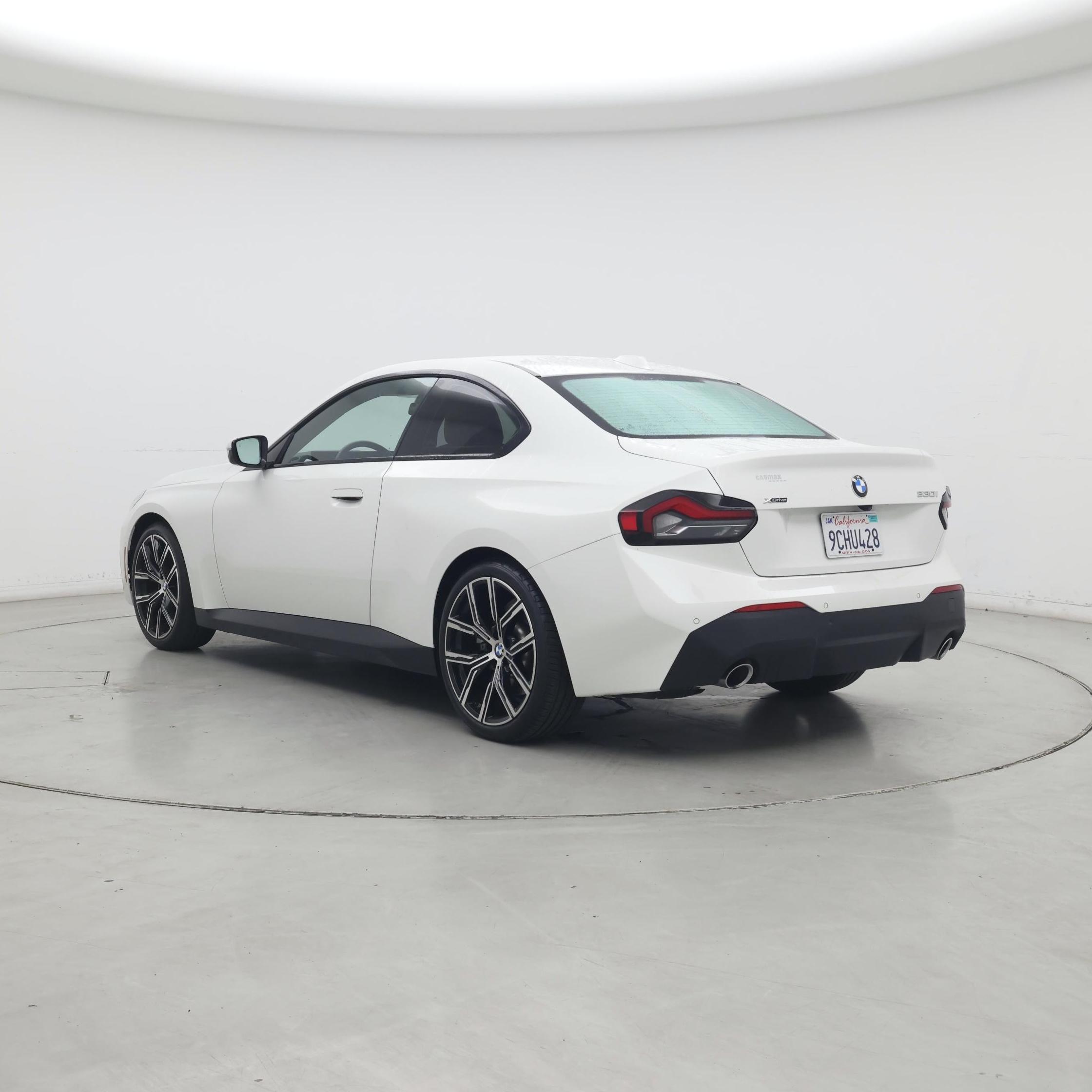 Thumbnail: 2023 BMW 2 Series - 2