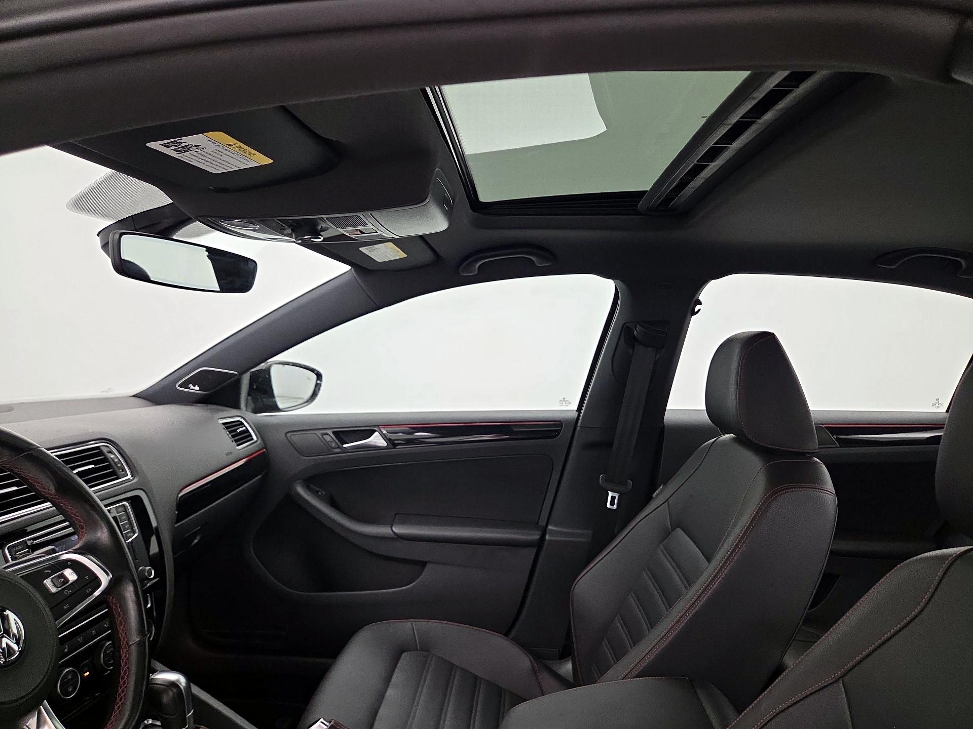 Thumbnail: 2018 Volkswagen Jetta - 20