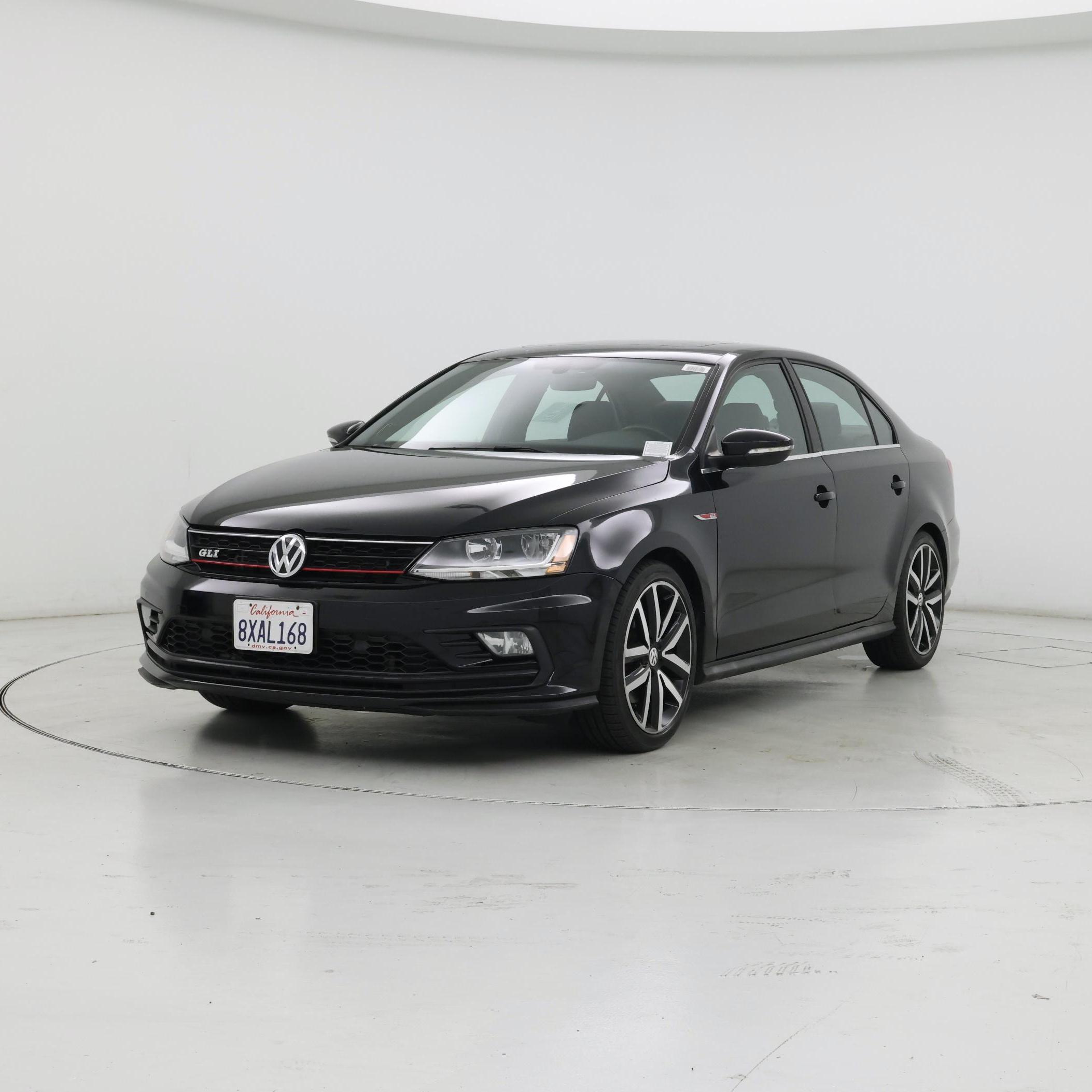 Thumbnail: 2018 Volkswagen Jetta - 4