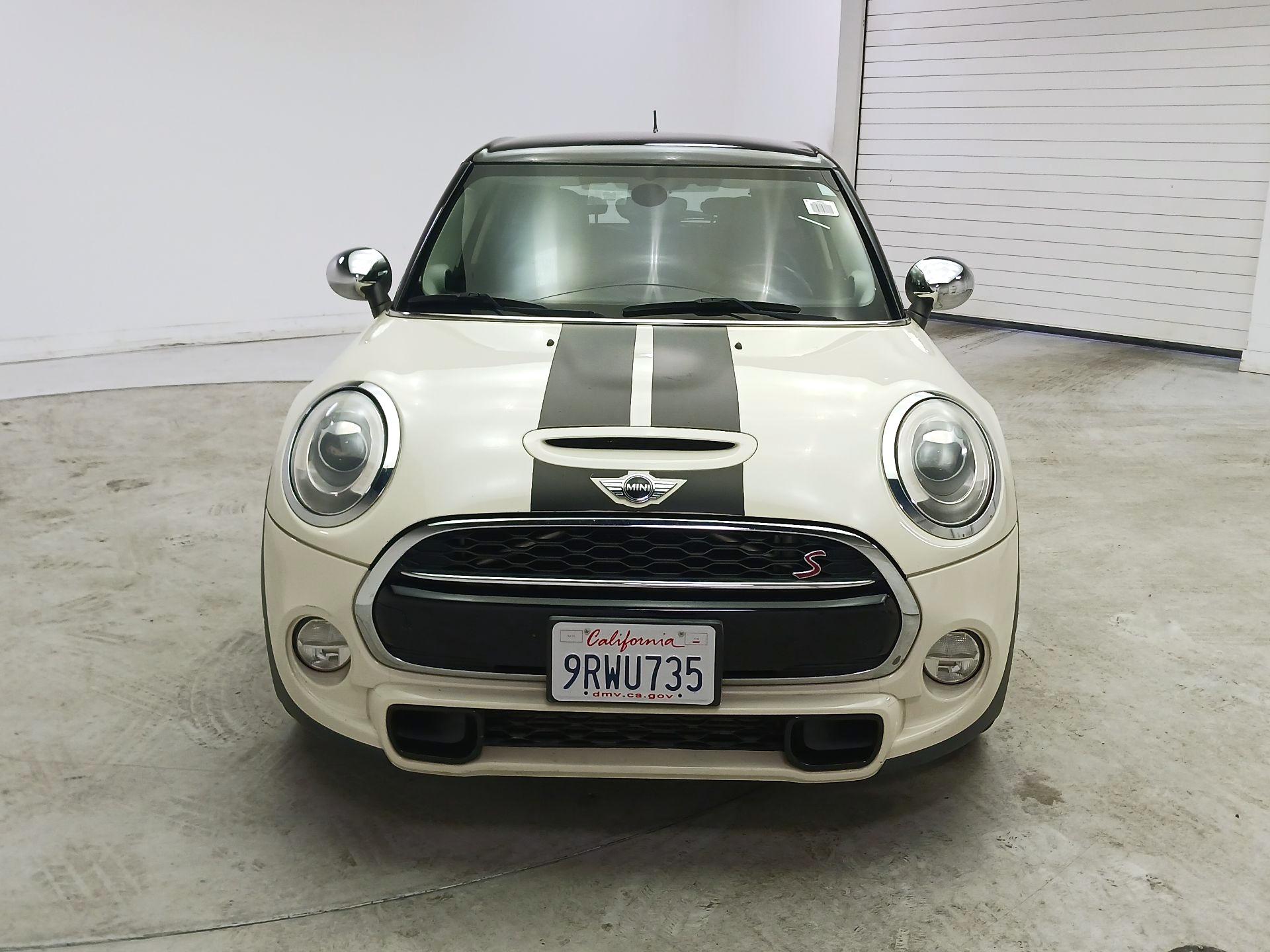 Thumbnail: 2015 MINI Cooper Hardtop - 2