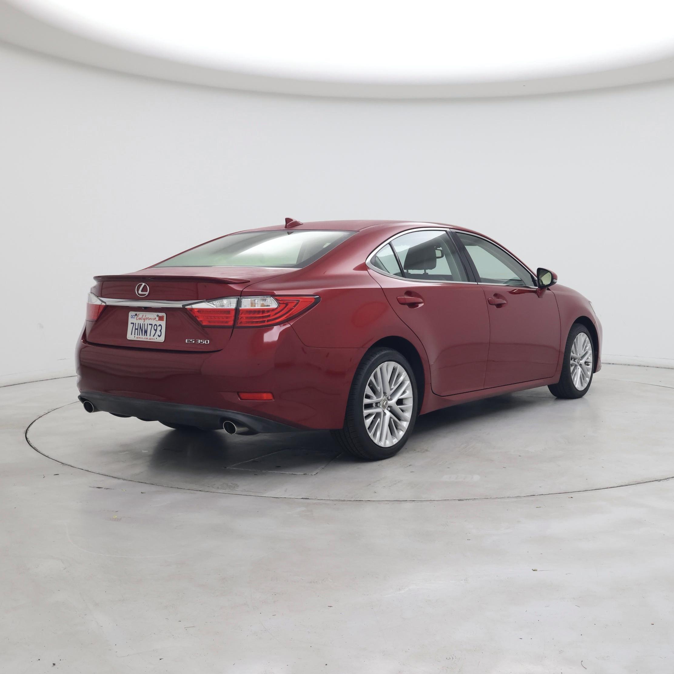 Thumbnail: 2015 Lexus ES - 8
