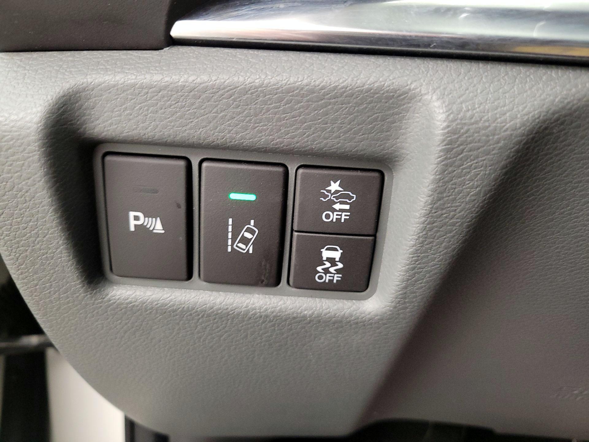 Thumbnail: 2016 Acura MDX - 13