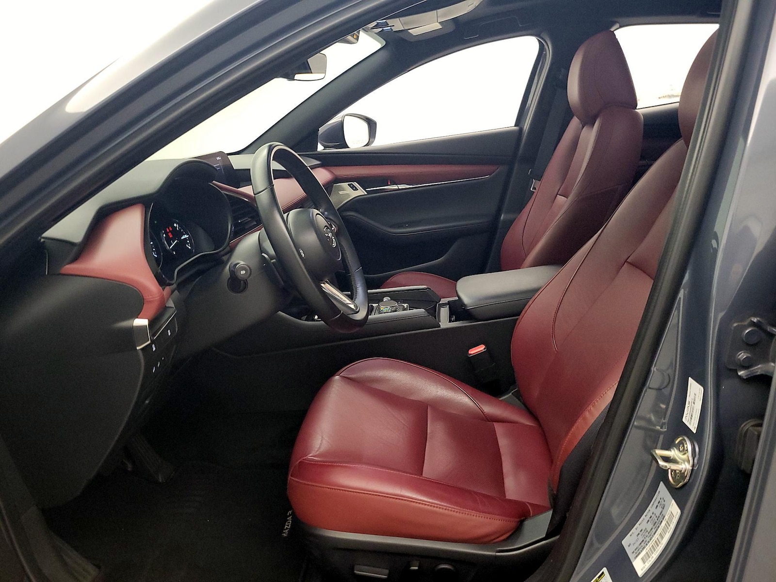 2023 Mazda Mazda3 Premium - Photo 12