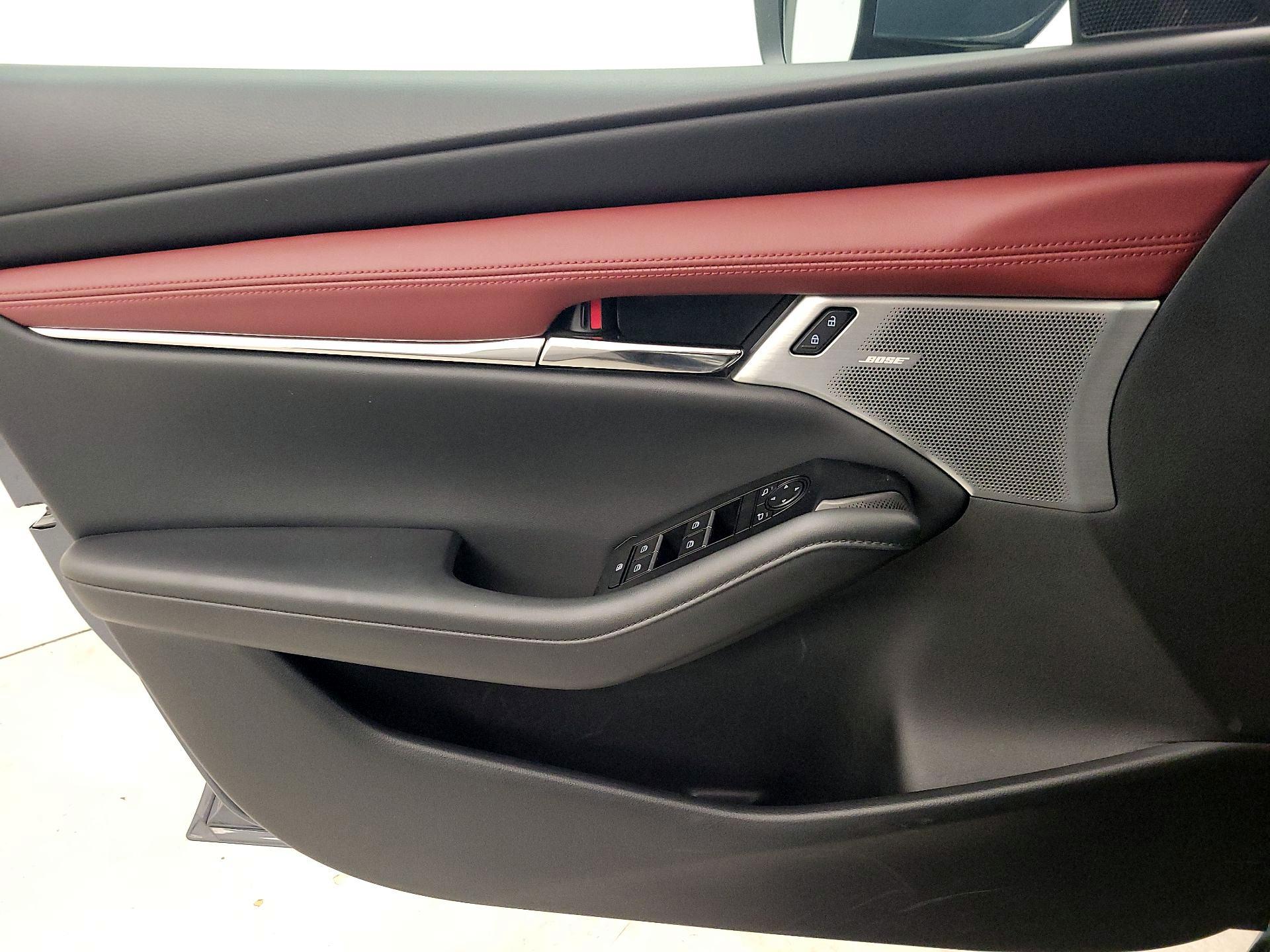 Thumbnail: 2023 Mazda Mazda3 - 12