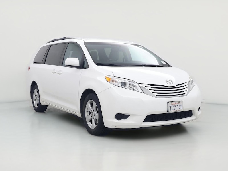 2016 Toyota Sienna LE -
                  Puyallup, WA