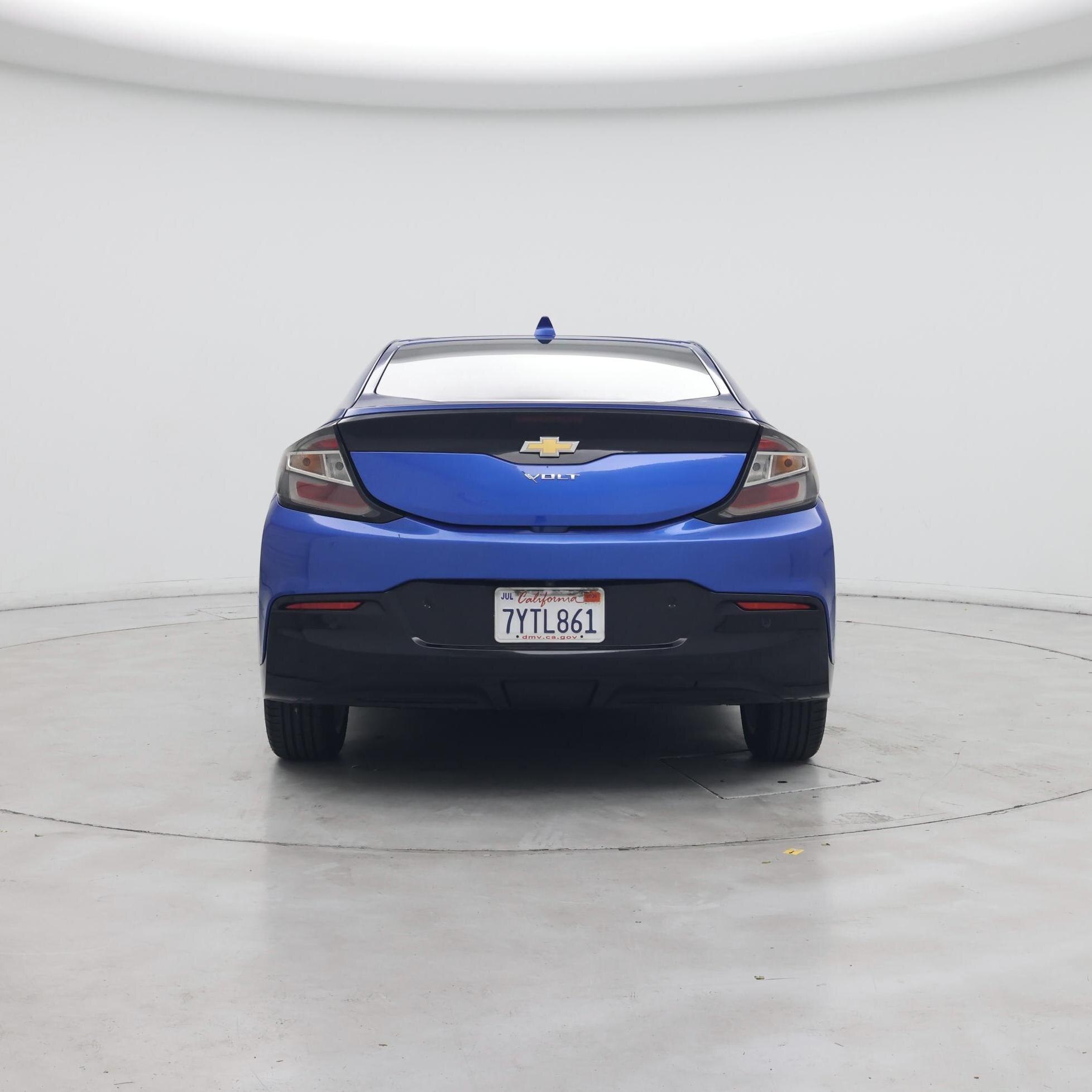 Thumbnail: 2017 Chevrolet Volt - 6