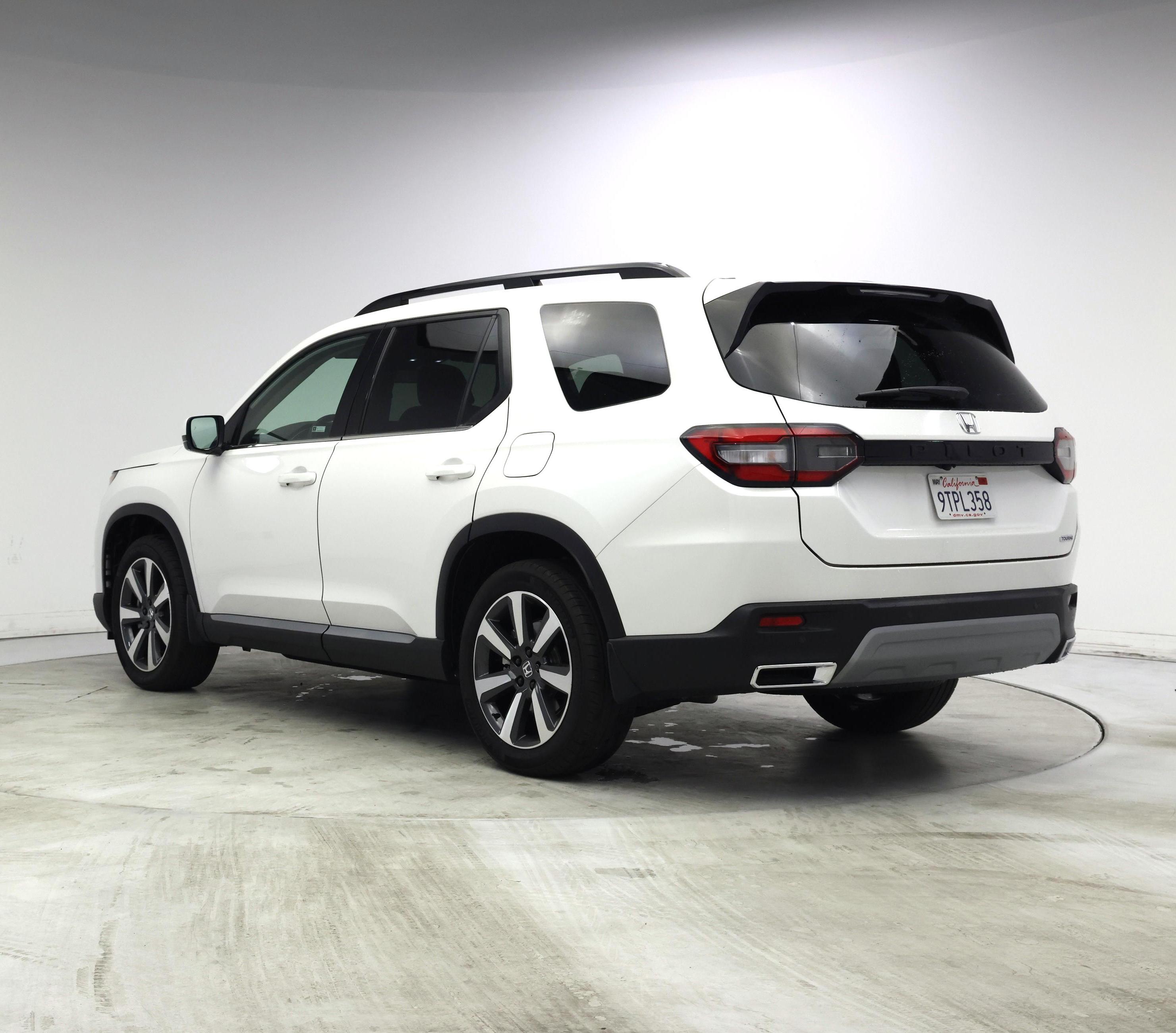 Thumbnail: 2025 Honda Pilot - 2