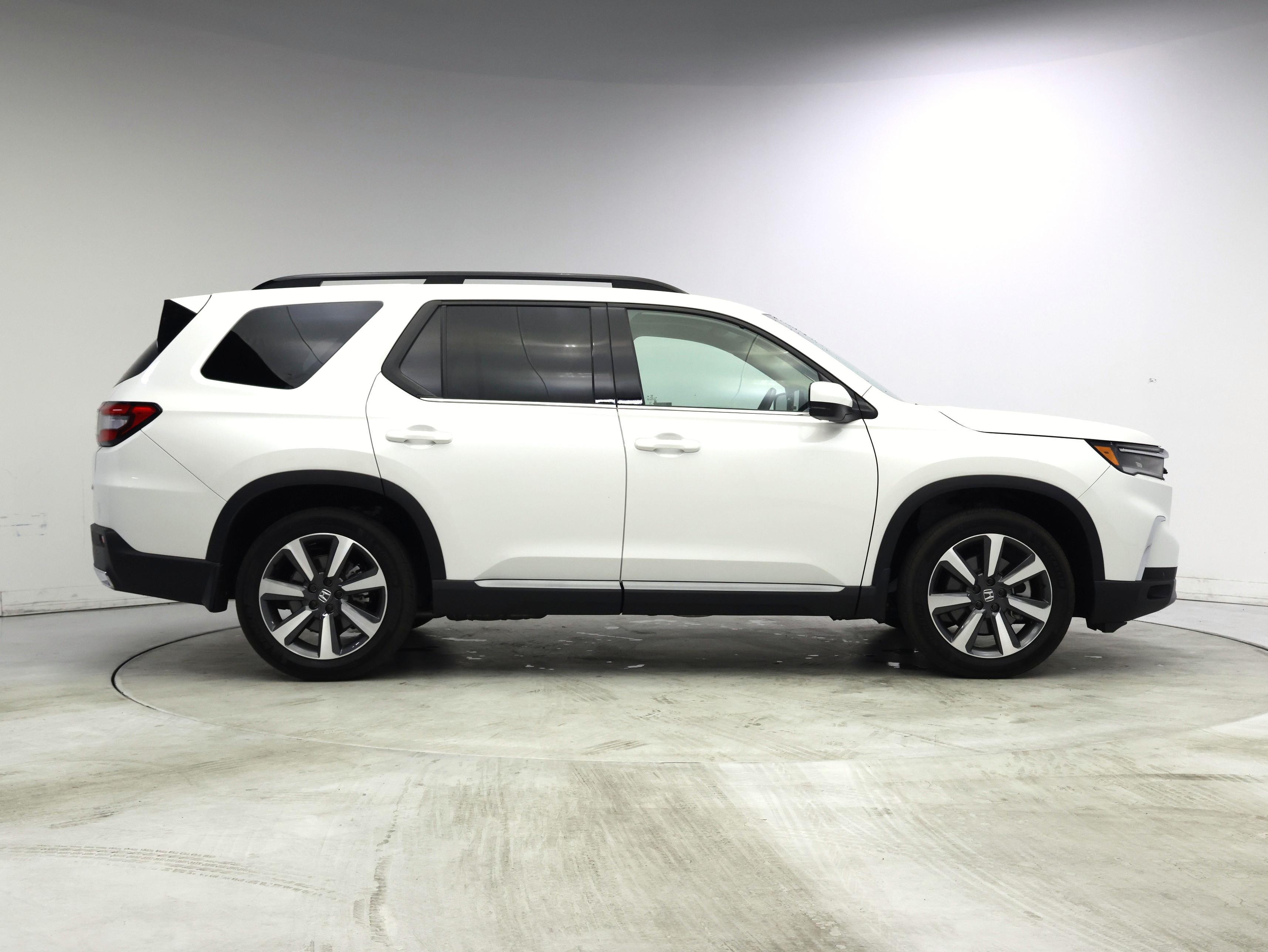 Thumbnail: 2025 Honda Pilot - 7