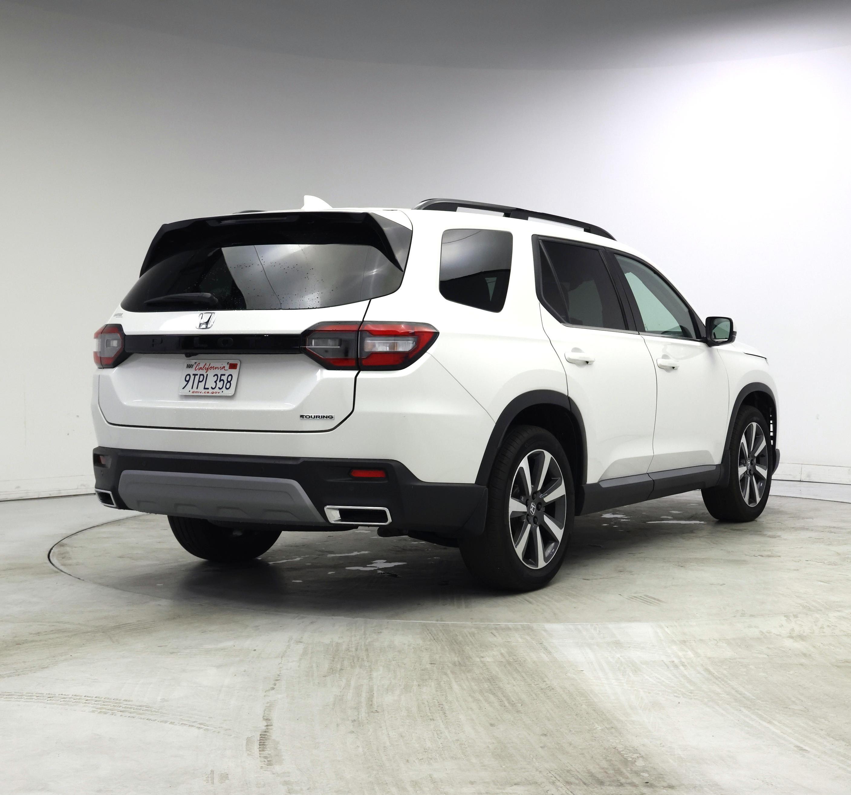Thumbnail: 2025 Honda Pilot - 8