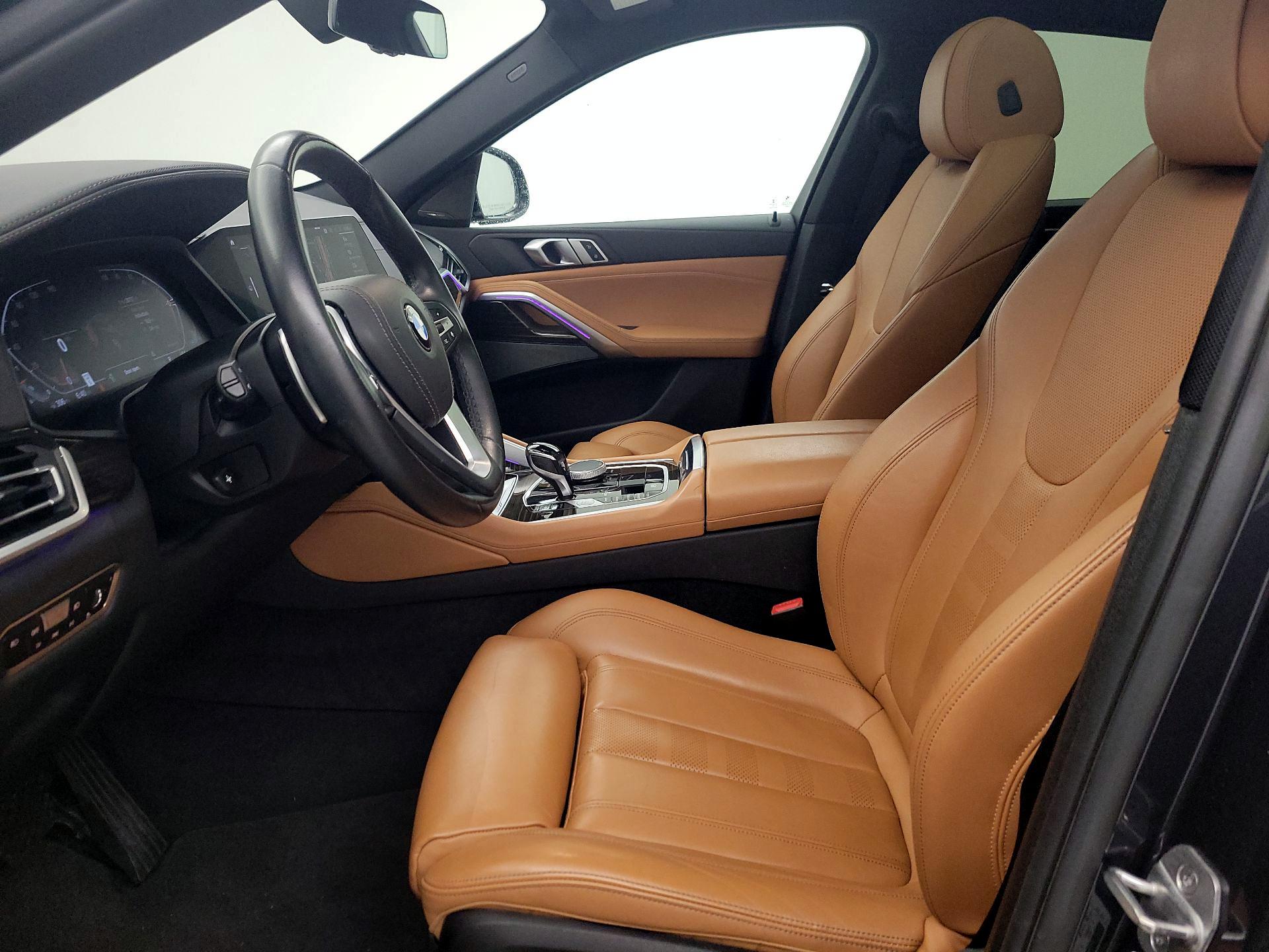 Thumbnail: 2021 BMW X6 - 11