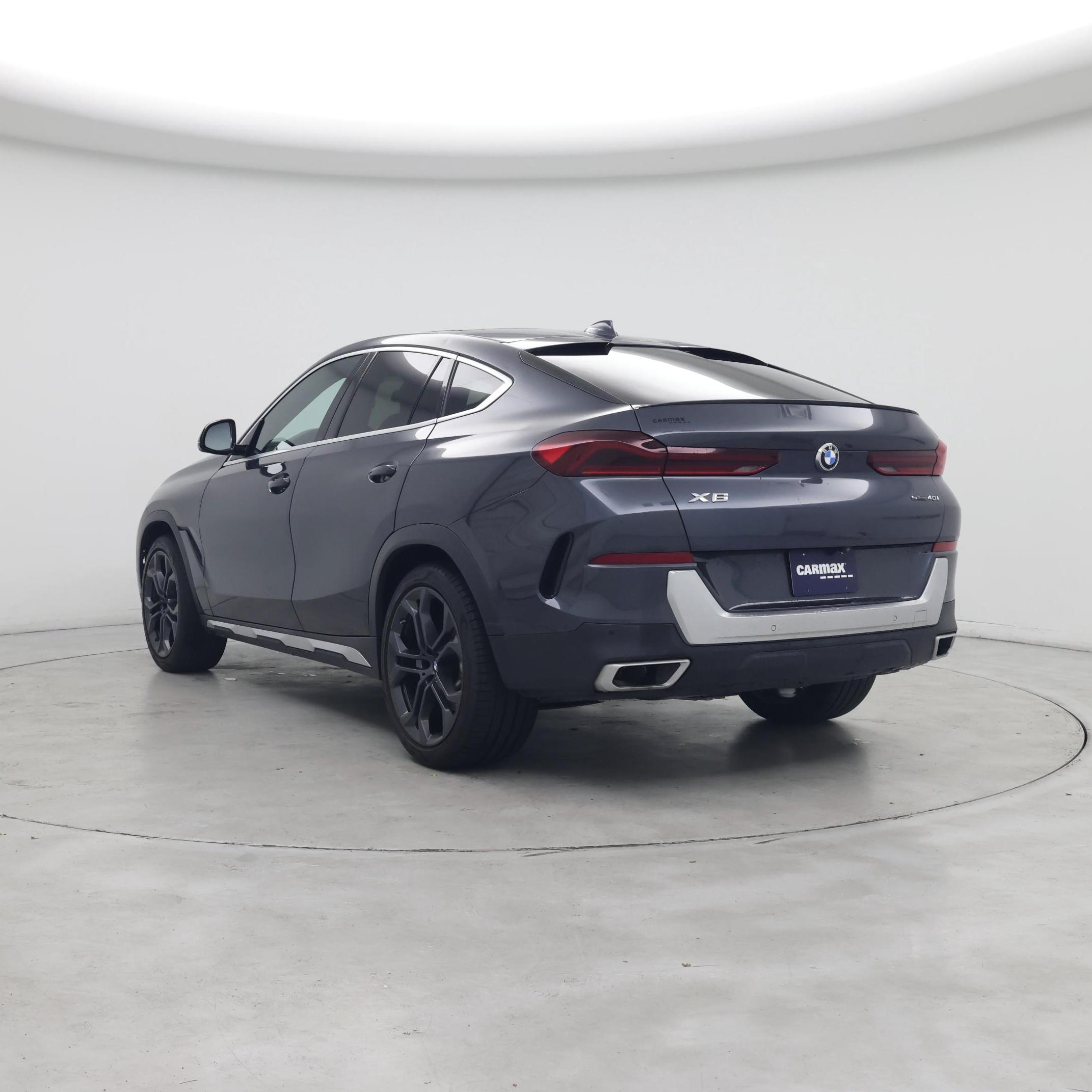 Thumbnail: 2021 BMW X6 - 2