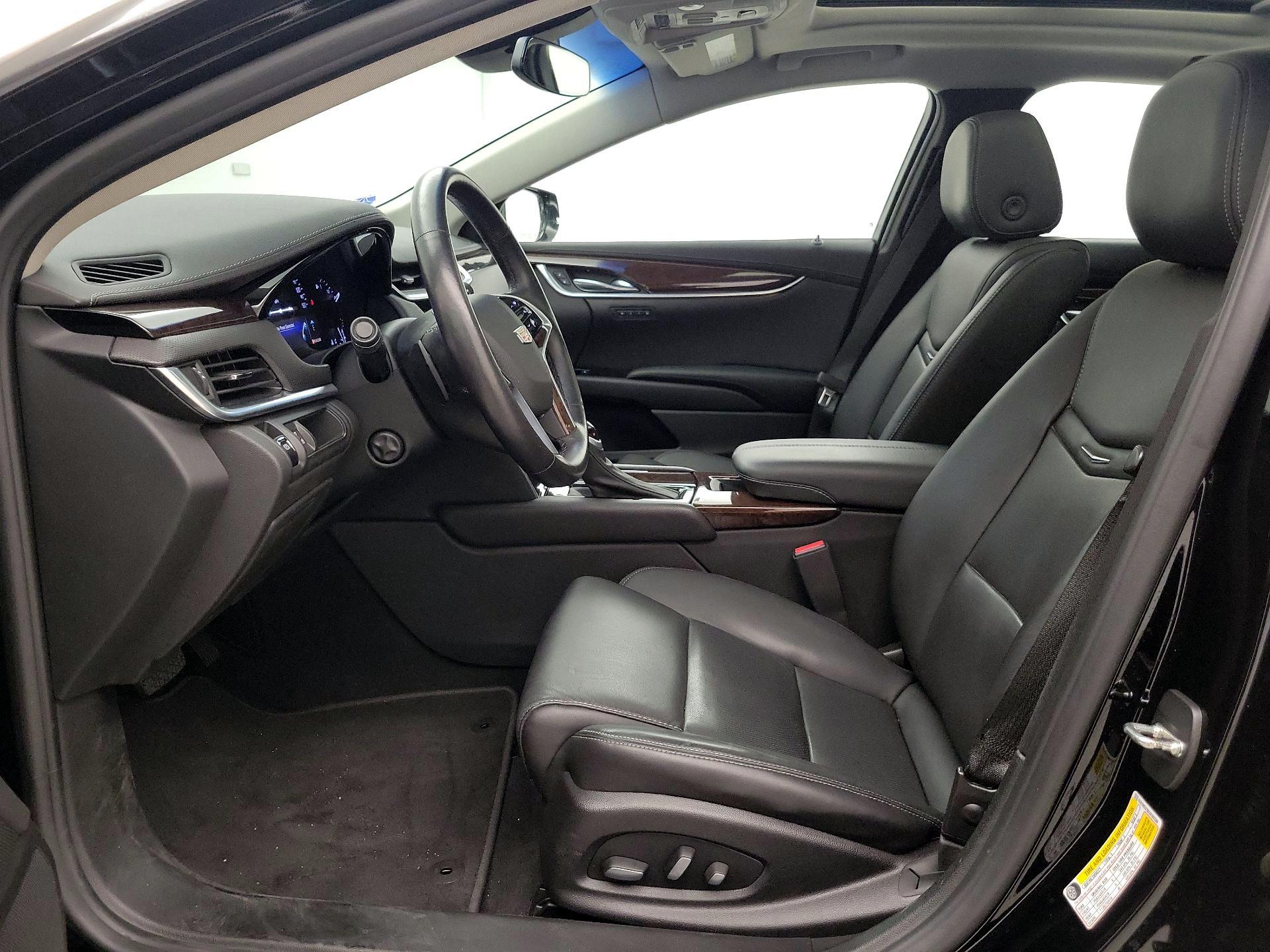 Thumbnail: 2016 Cadillac XTS - 11