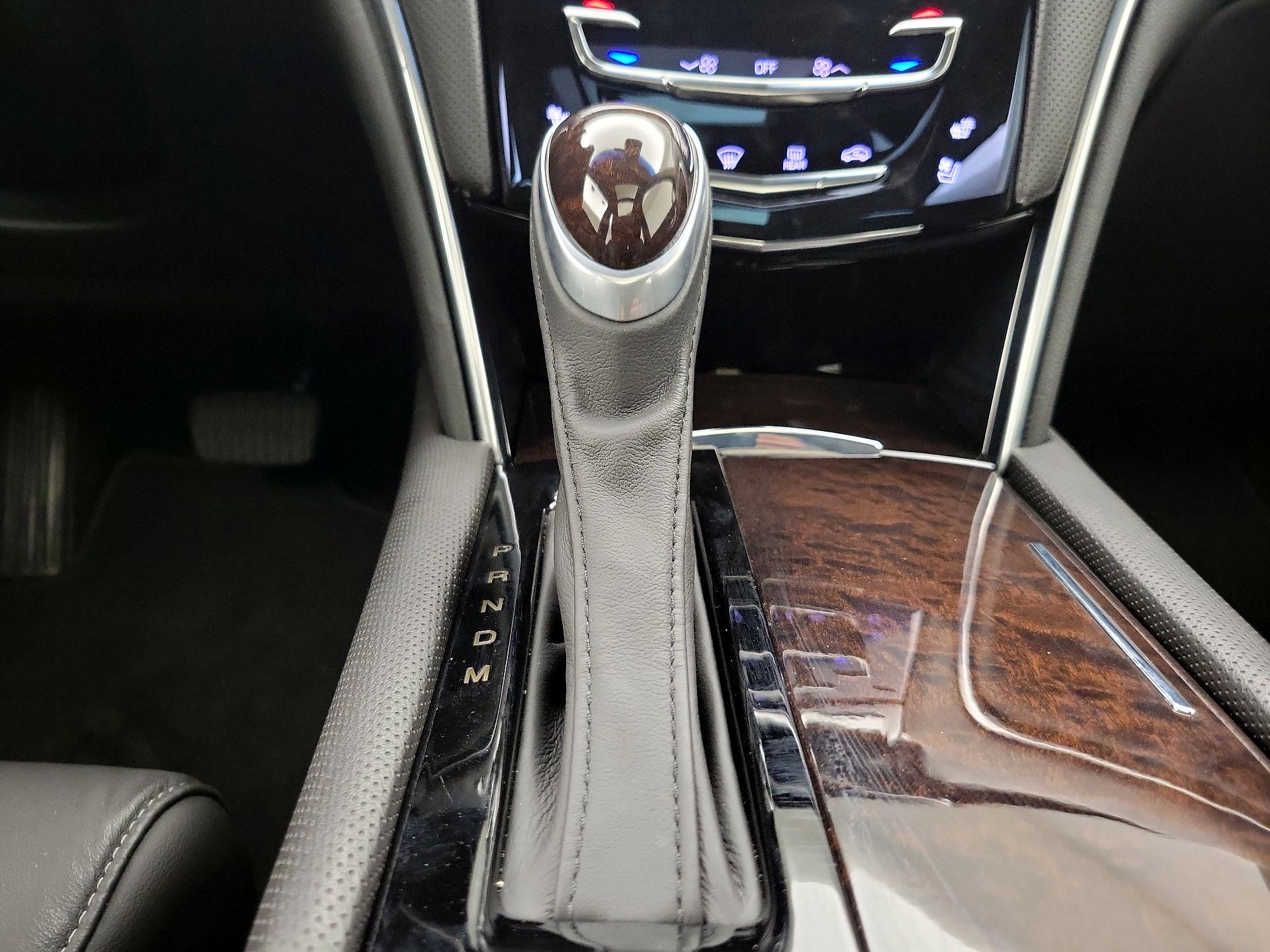 Thumbnail: 2016 Cadillac XTS - 18