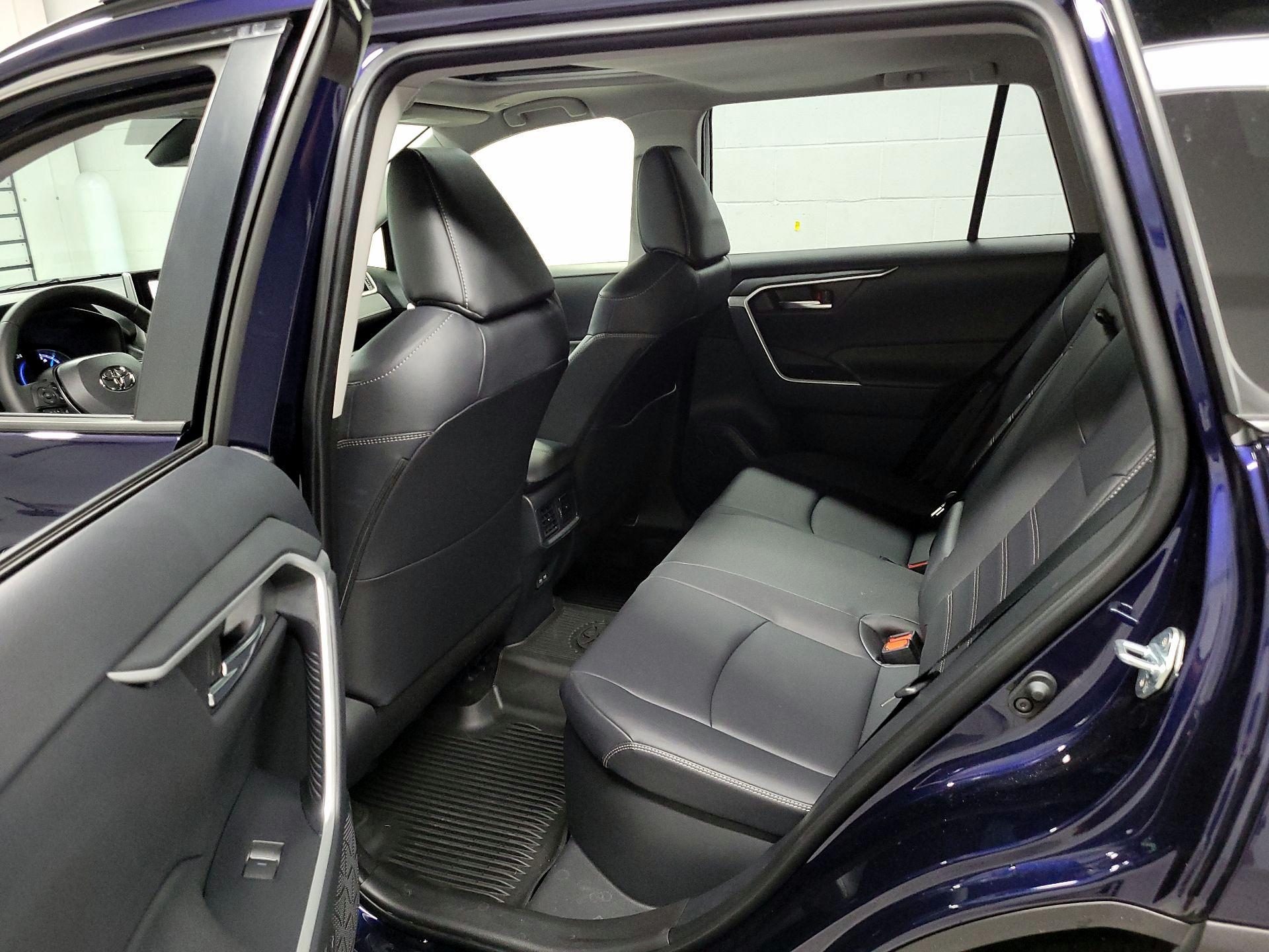 Thumbnail: 2025 Toyota RAV4 - 19
