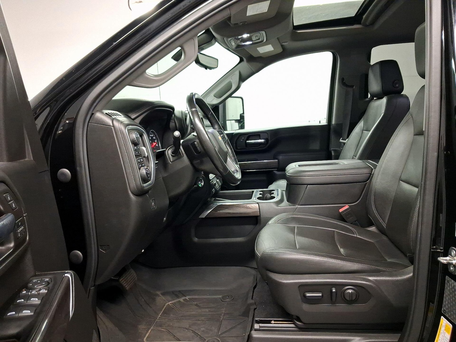 2020 Chevrolet Silverado 3500HD LTZ - Photo 12